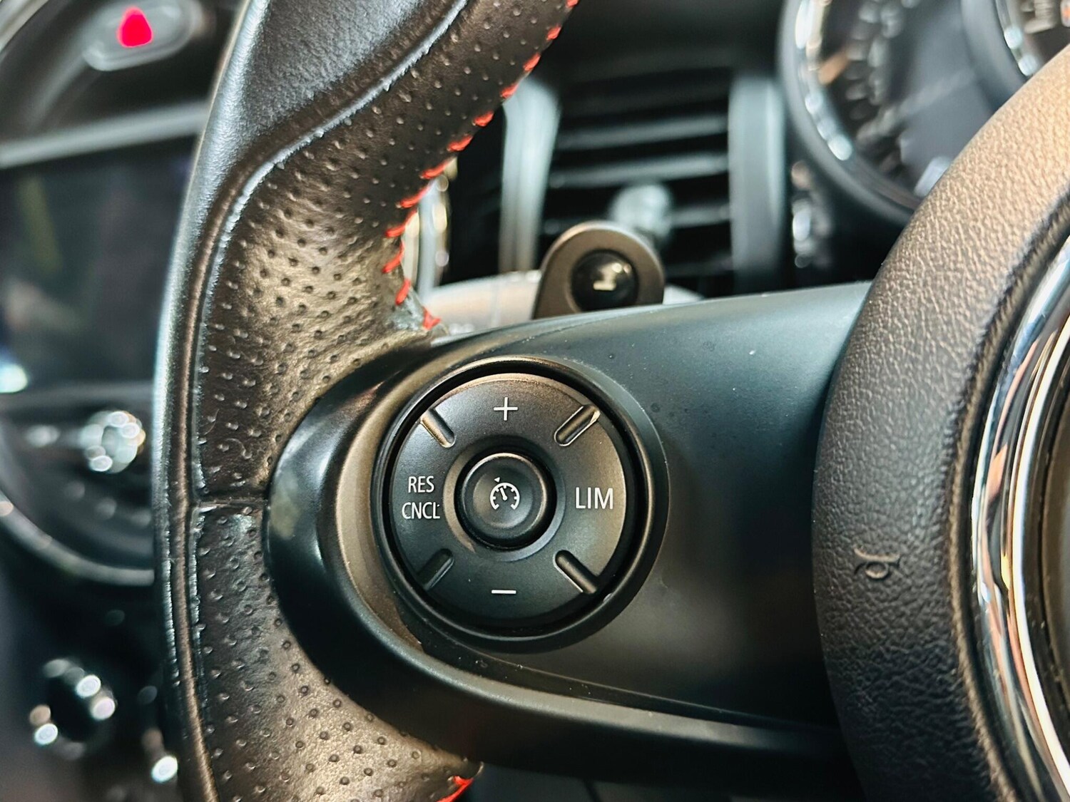 Used MINI Hatch 2019 for sale - 77794329: Photo 49