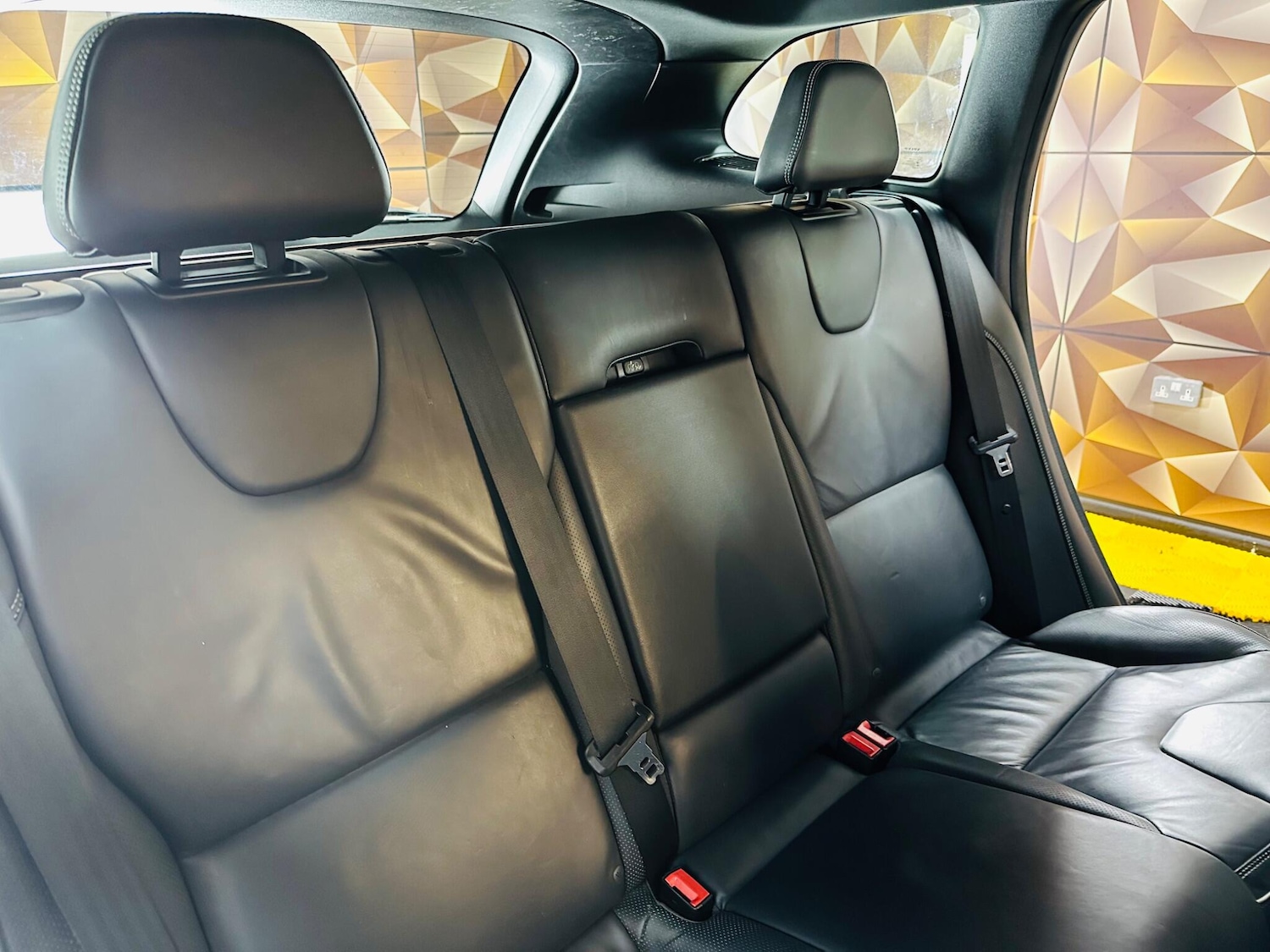 Used Volvo XC60 for sale - 77267235: Photo 10