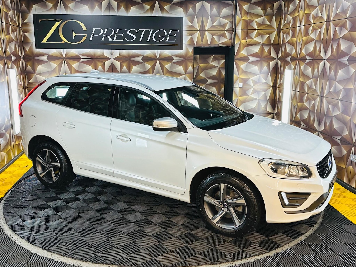Used Volvo XC60 for sale - 77267235: Photo 17
