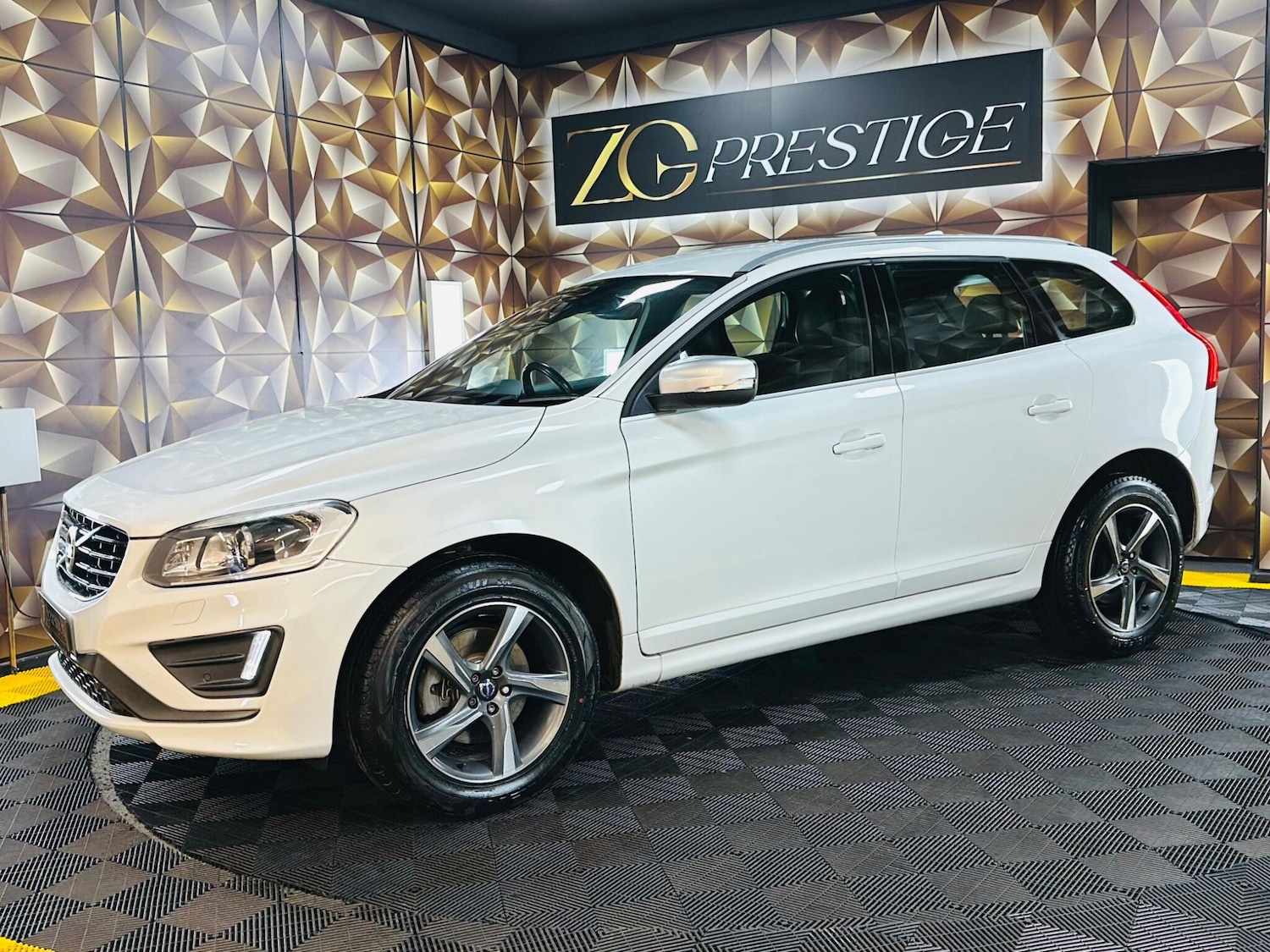 Used Volvo XC60 for sale - 77267235: Photo 19