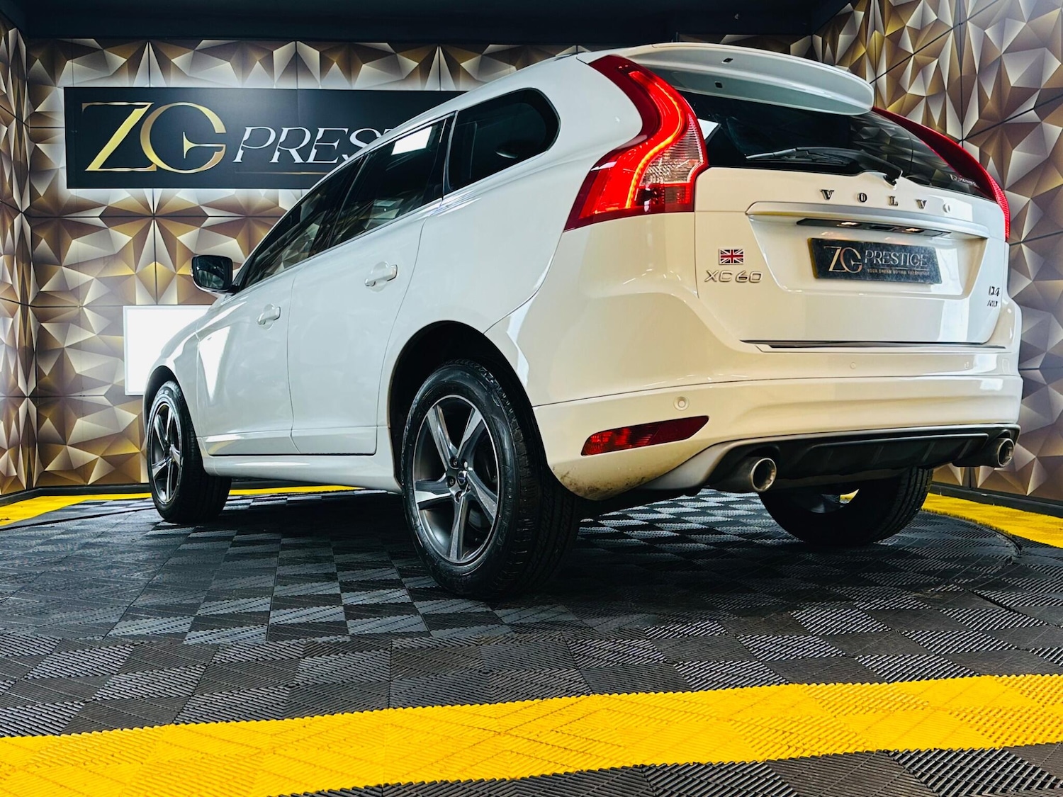 Used Volvo XC60 for sale - 77267235: Photo 27