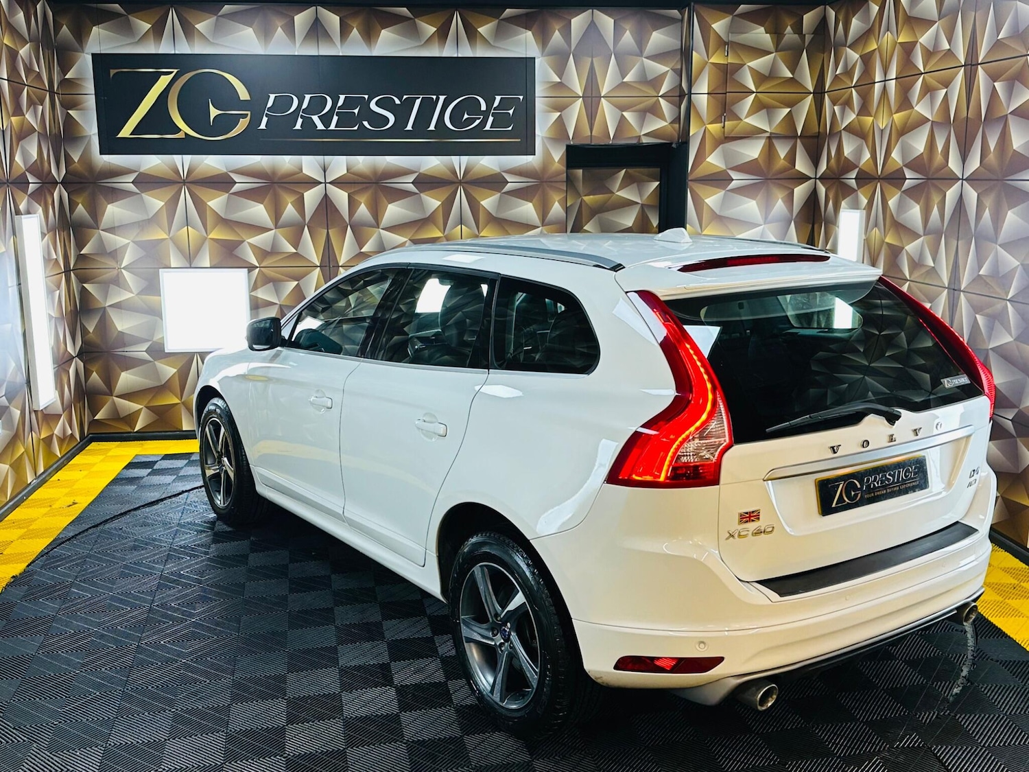 Used Volvo XC60 for sale - 77267235: Photo 31