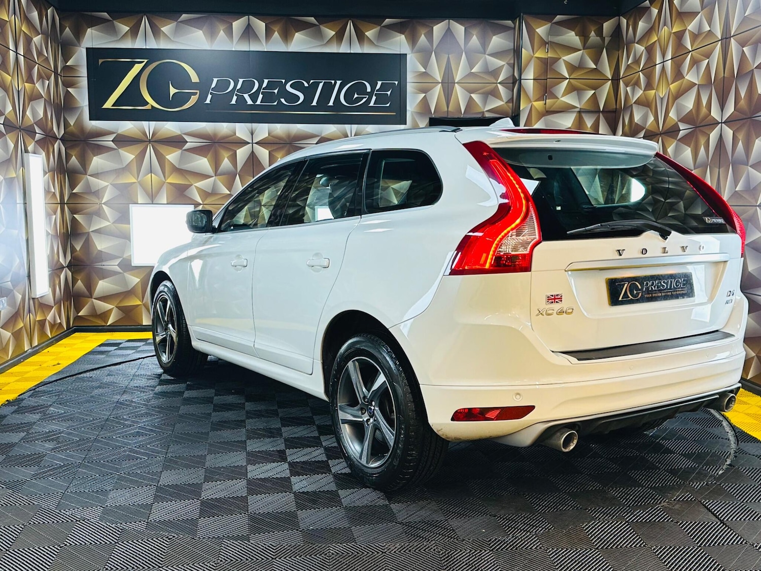 Used Volvo XC60 for sale - 77267235: Photo 41