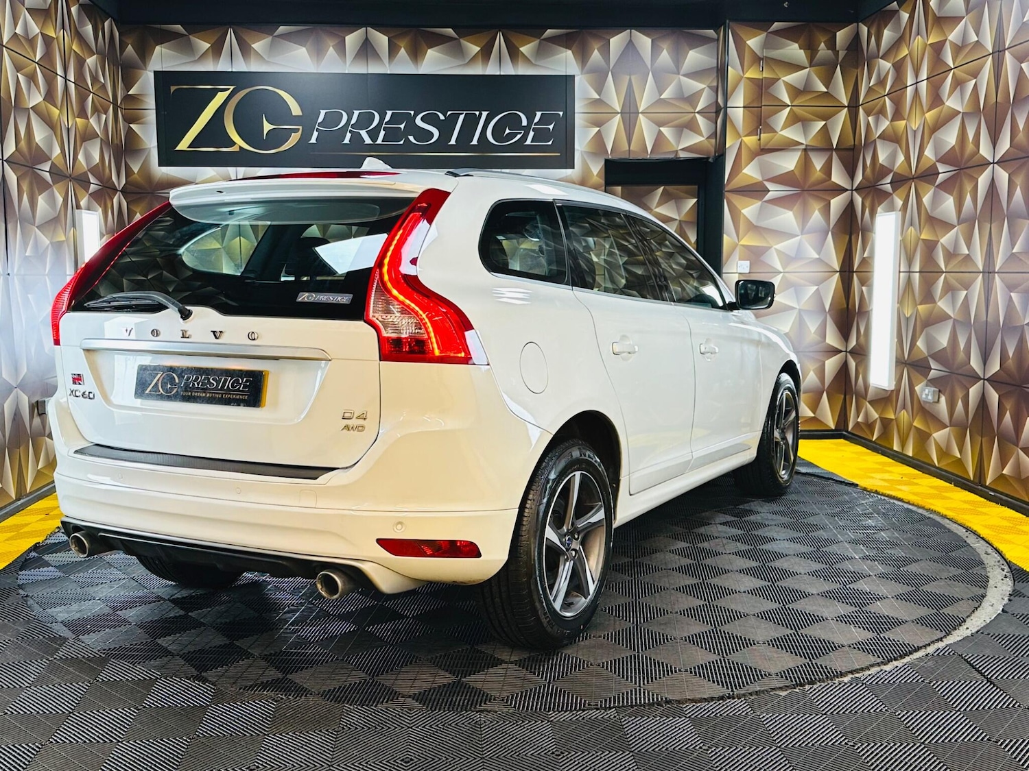 Used Volvo XC60 for sale - 77267235: Photo 43