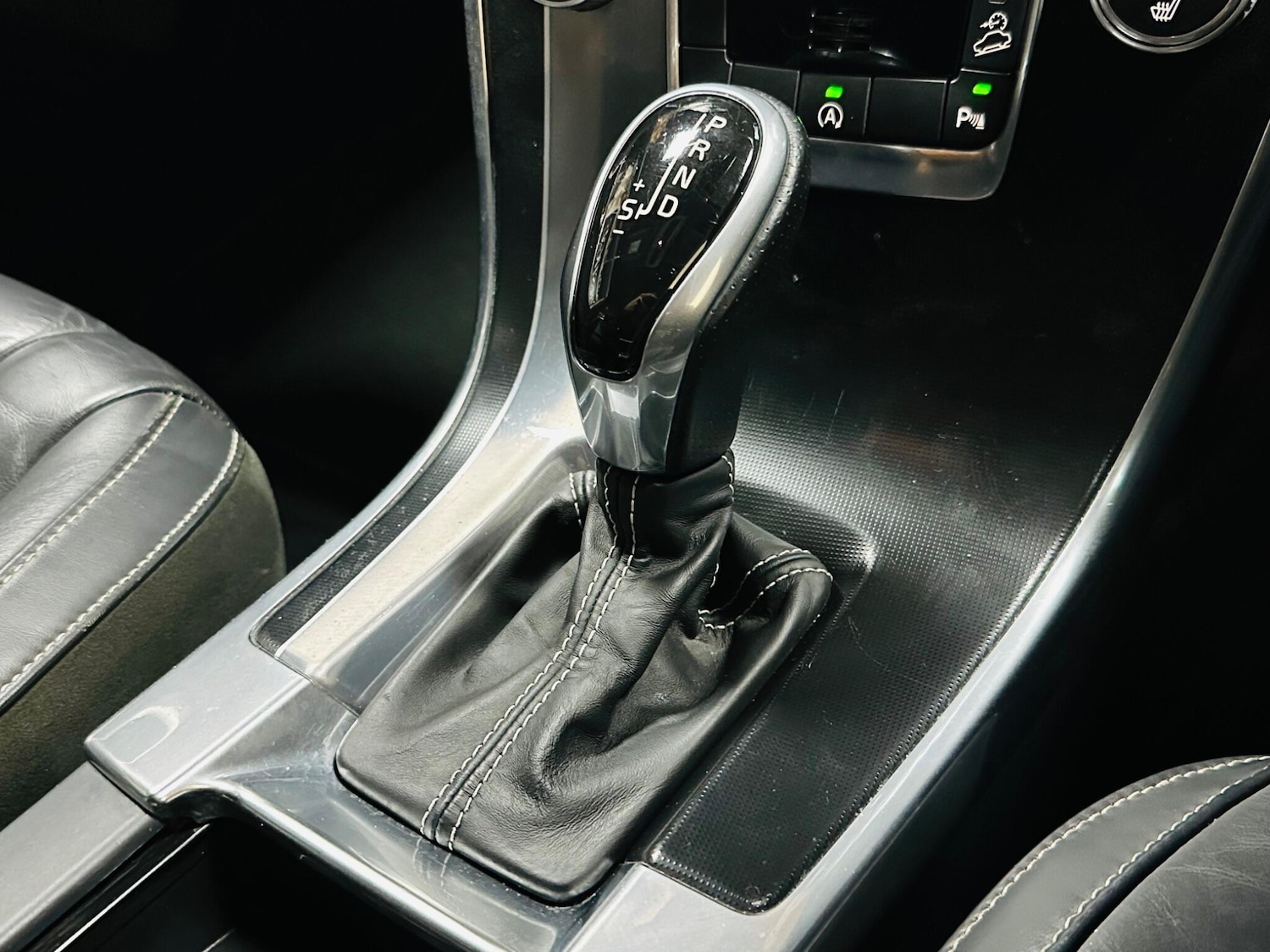 Used Volvo XC60 for sale - 77267235: Photo 48