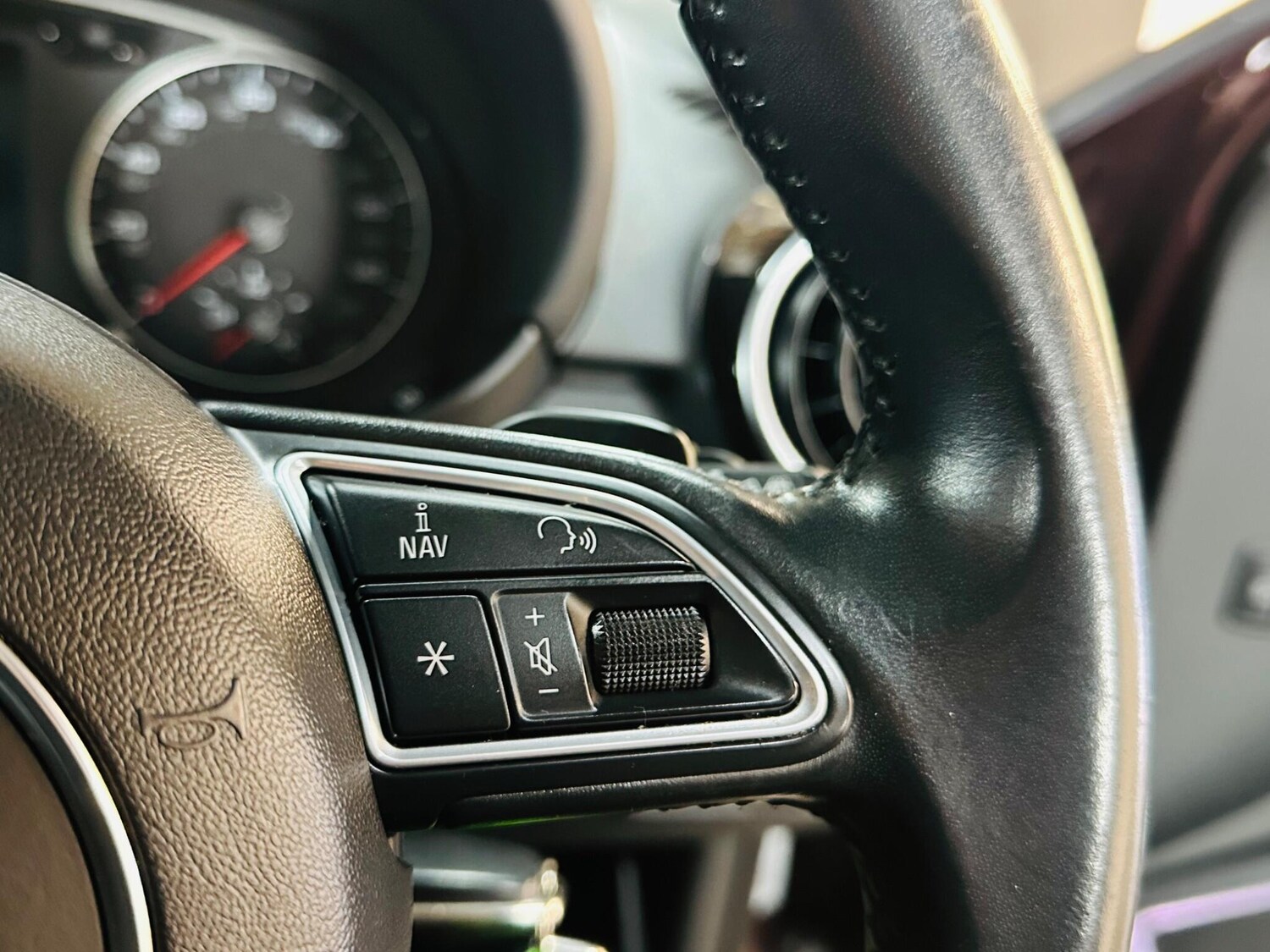 Used Audi A1 2015 for sale - 76620159: Photo 50