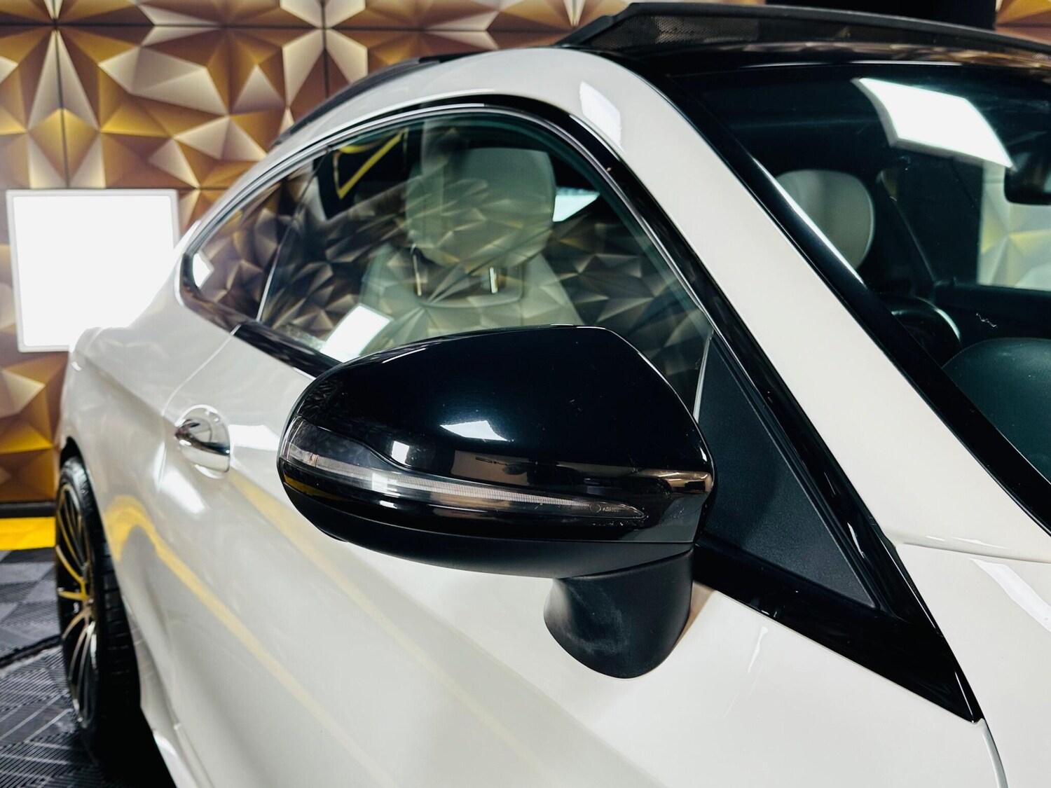 Used Mercedes-Benz C Class 2017 for sale - 77892850: Photo 35