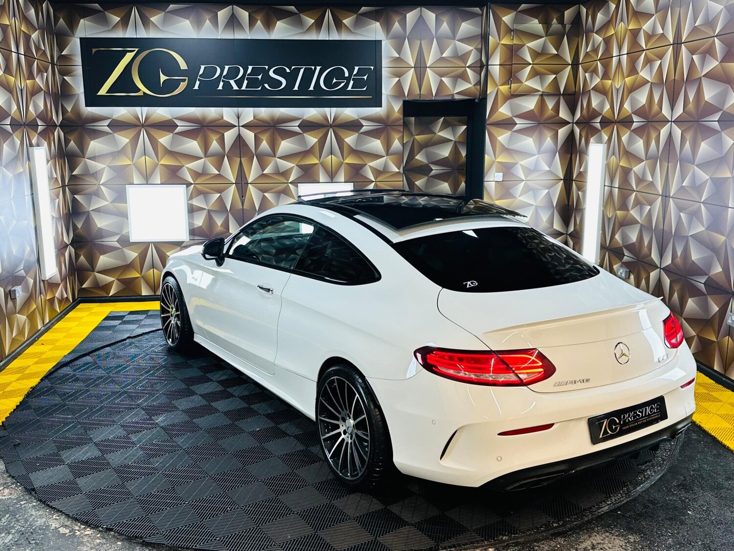 Used Mercedes-Benz C Class 2017 for sale - 77892850: Photo 37