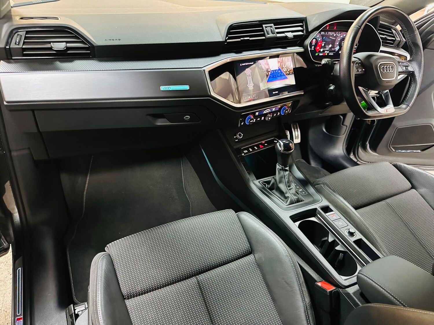 Used Audi Q3 2022 for sale - 76537847: Photo 4