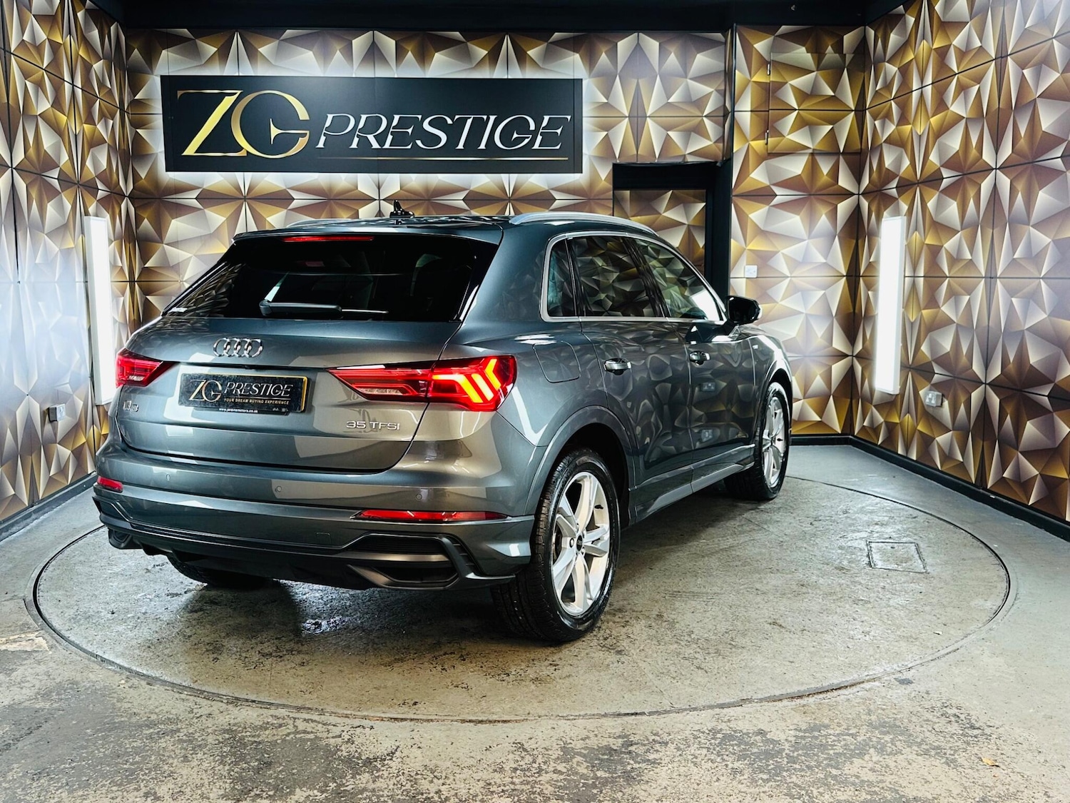 Used Audi Q3 2022 for sale - 76537847: Photo 44