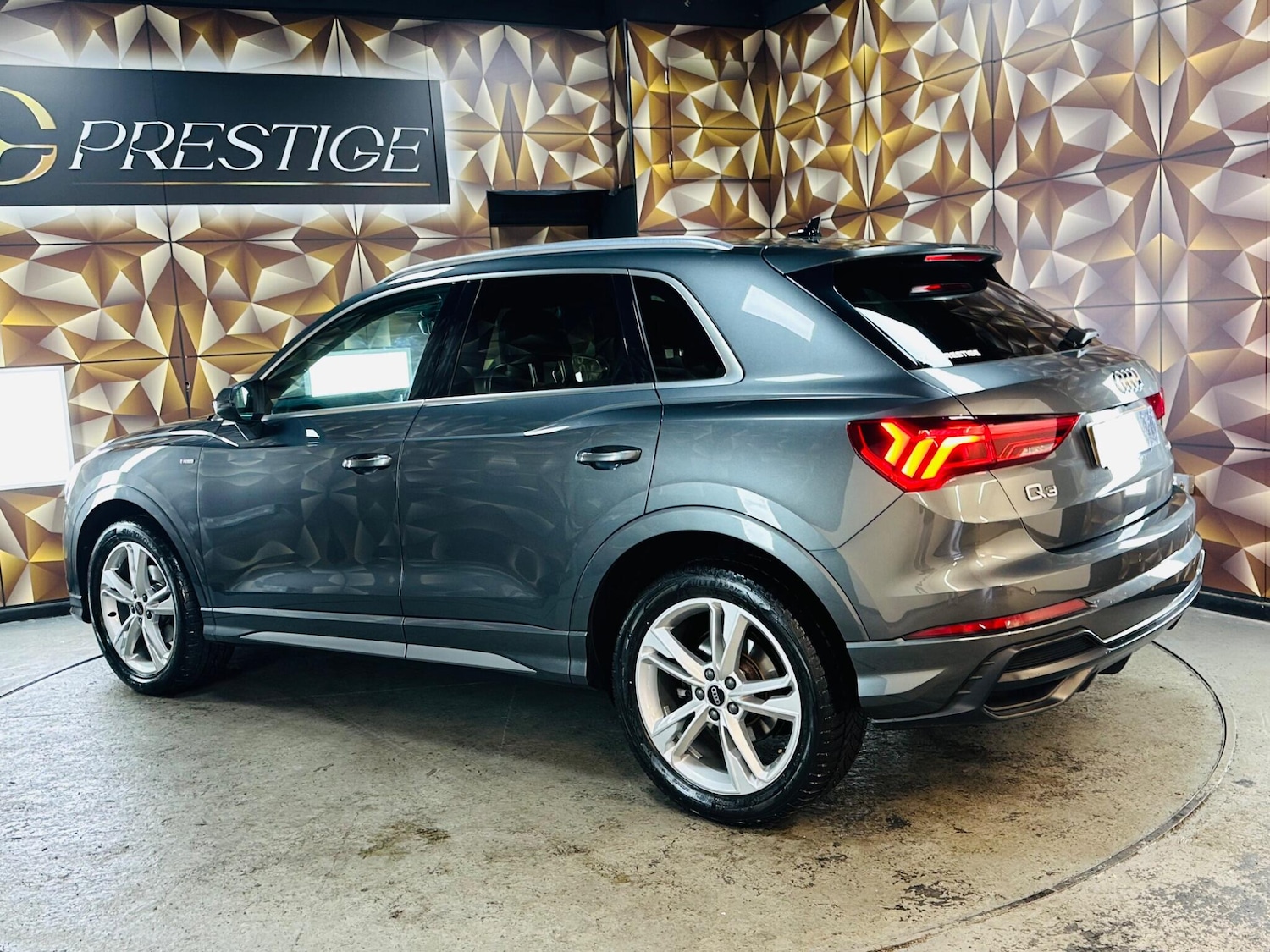 Used Audi Q3 2022 for sale - 76537847: Photo 45