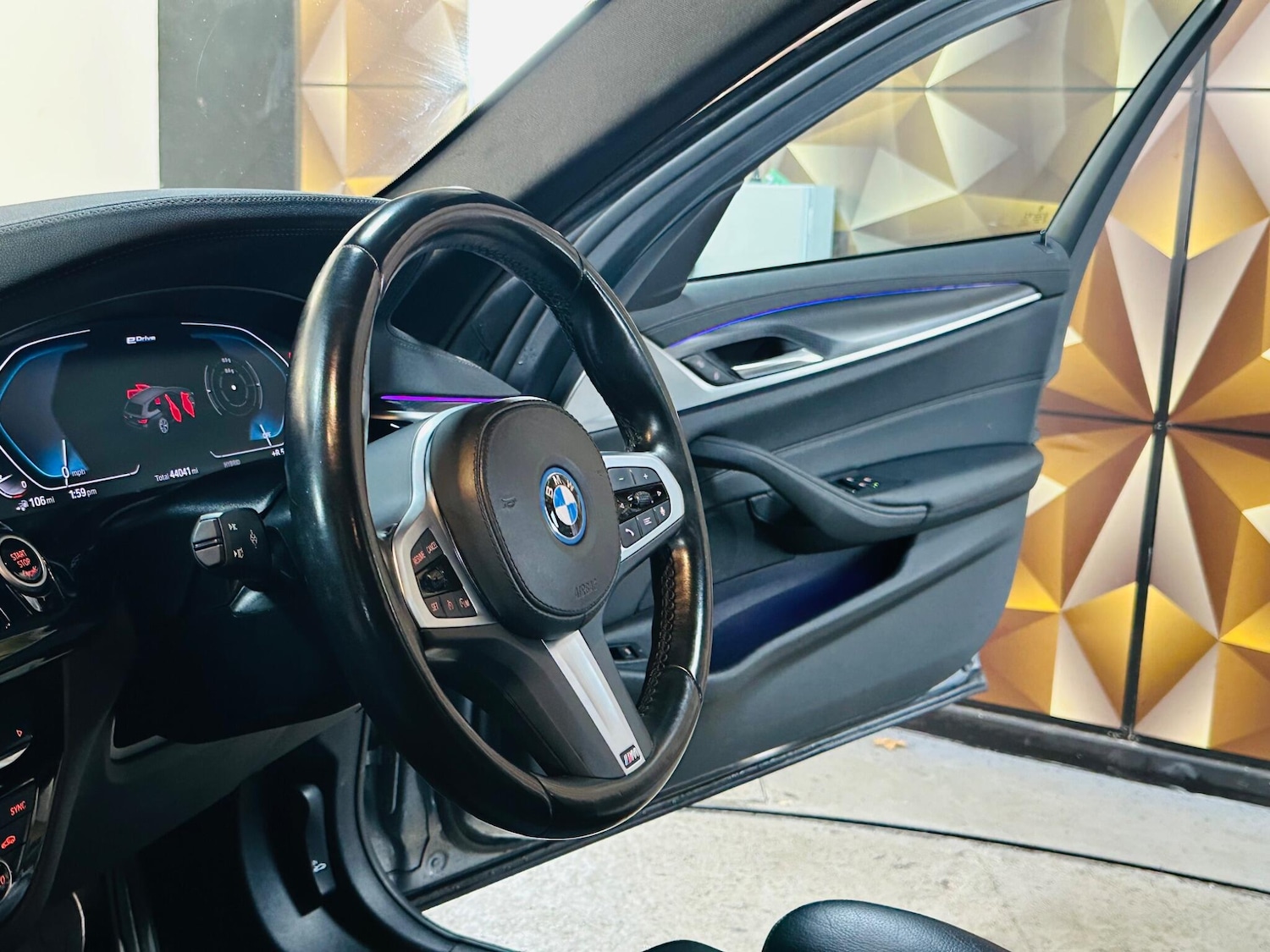 Used BMW 5 Series 2022 for sale - 76926020: Photo 18