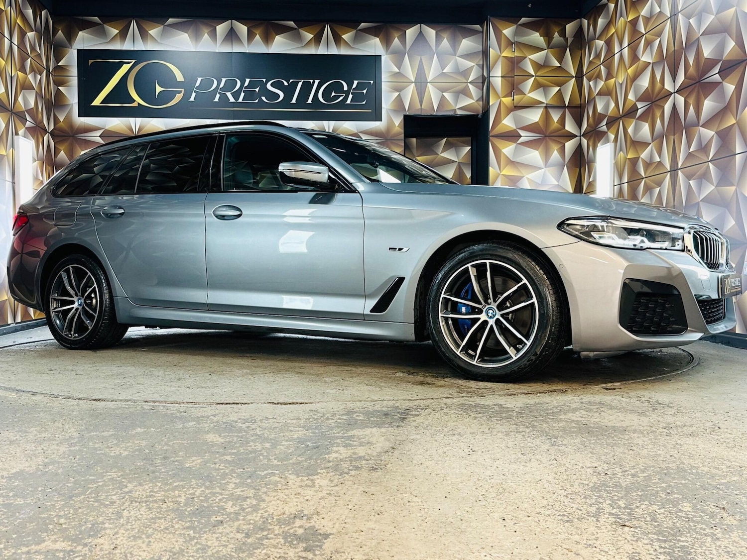 Used BMW 5 Series 2022 for sale - 76926020: Photo 25