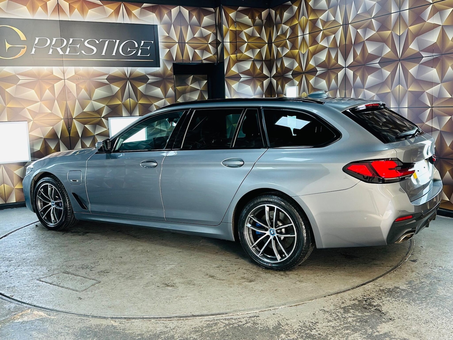 Used BMW 5 Series 2022 for sale - 76926020: Photo 33