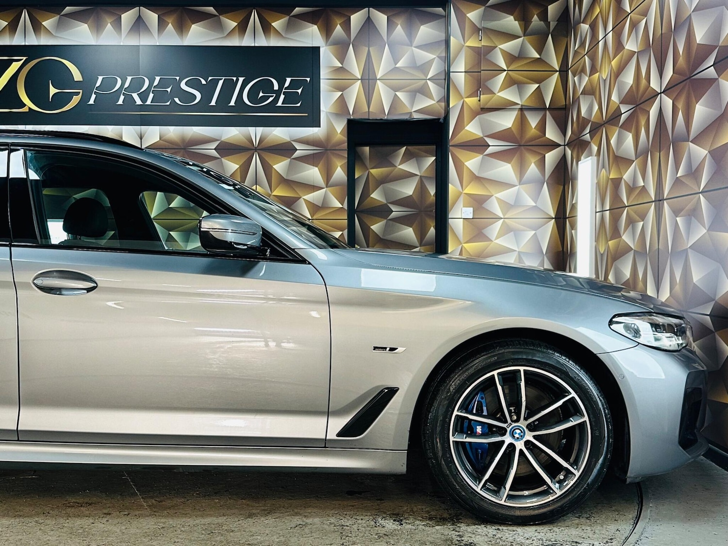 Used BMW 5 Series 2022 for sale - 76926020: Photo 35