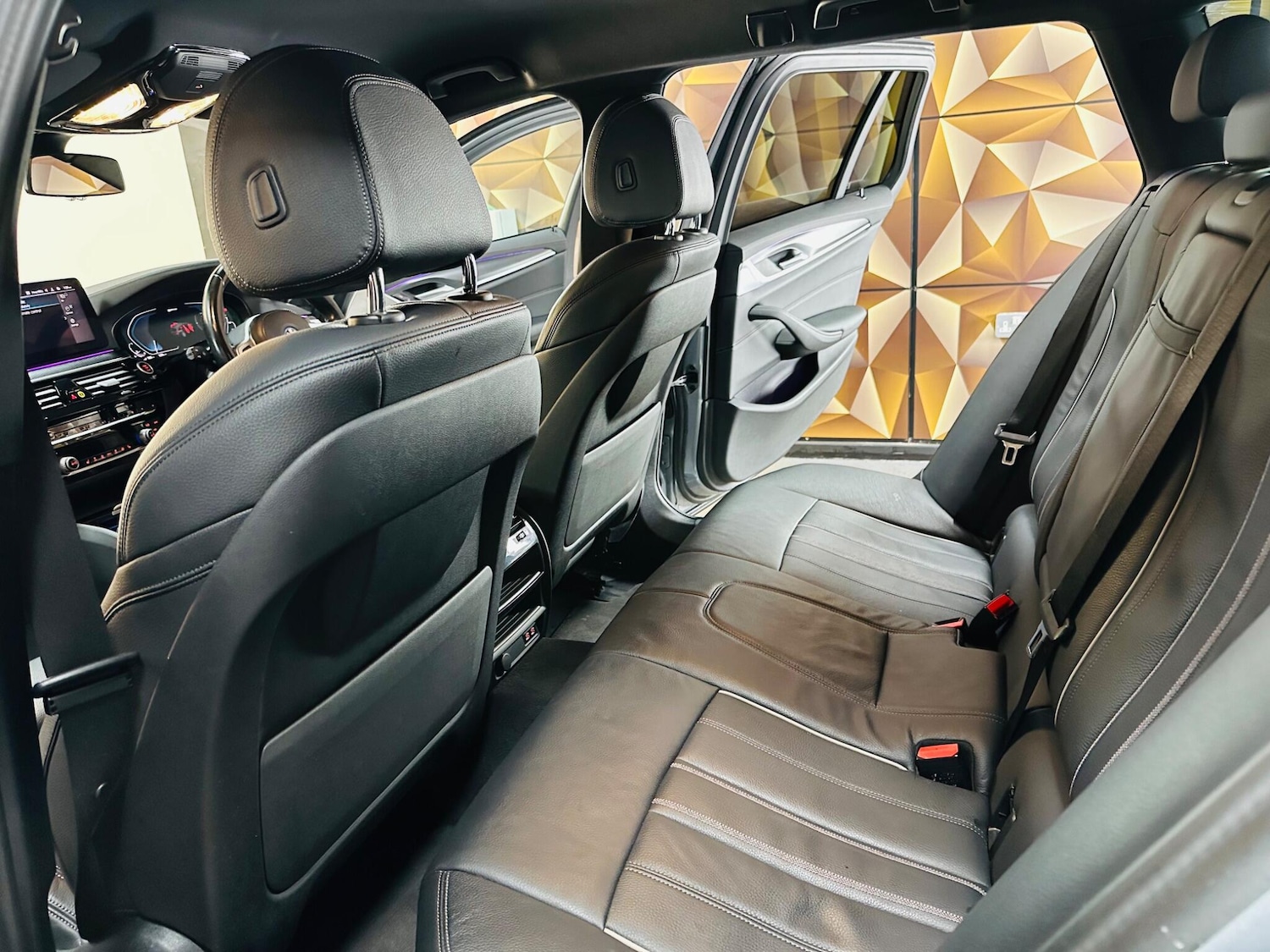 Used BMW 5 Series 2022 for sale - 76926020: Photo 60