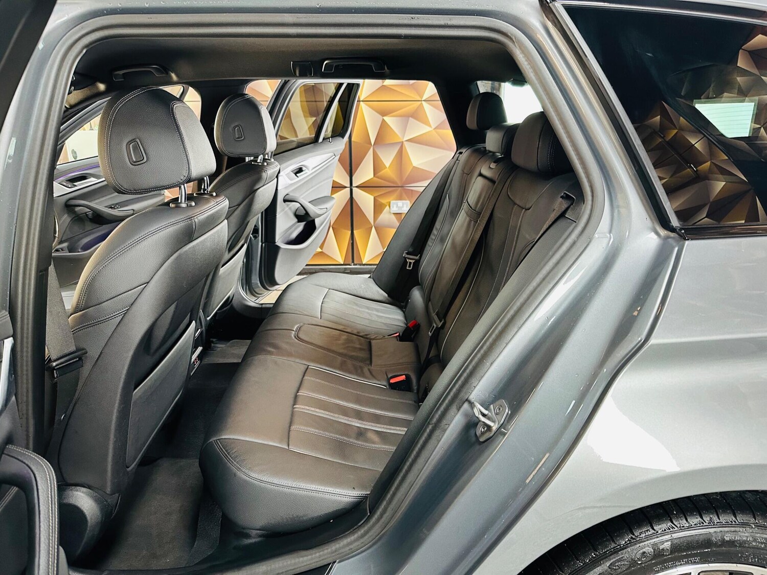 Used BMW 5 Series 2022 for sale - 76926020: Photo 61