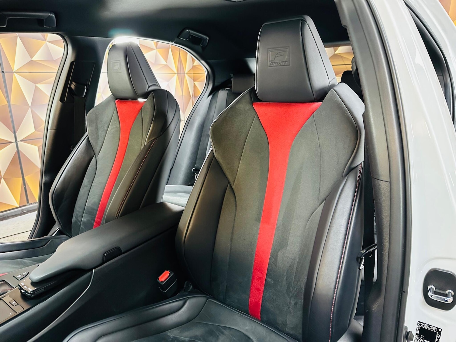 Used Lexus UX 2019 for sale - 77633550: Photo 14