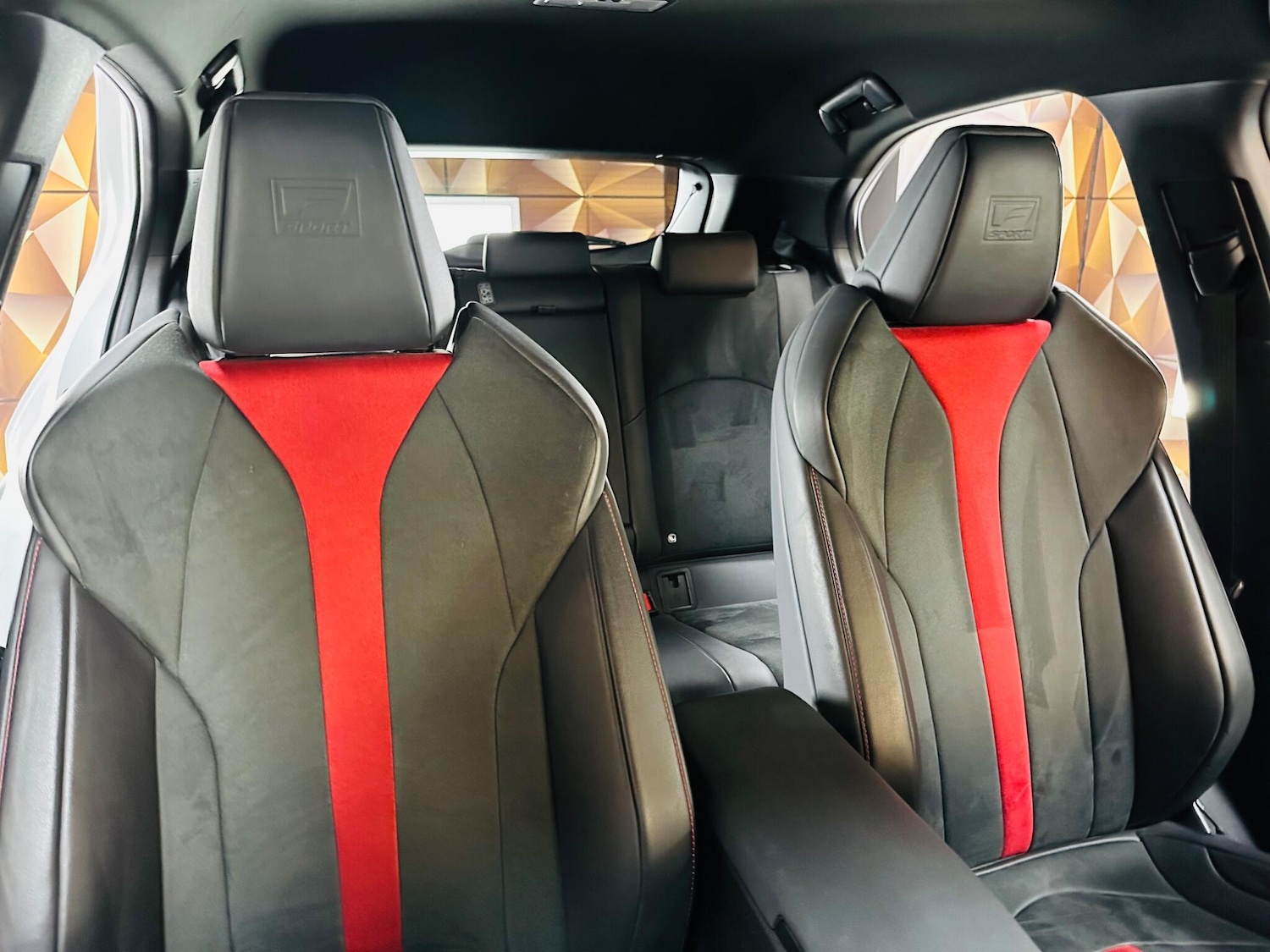 Used Lexus UX 2019 for sale - 77633550: Photo 30