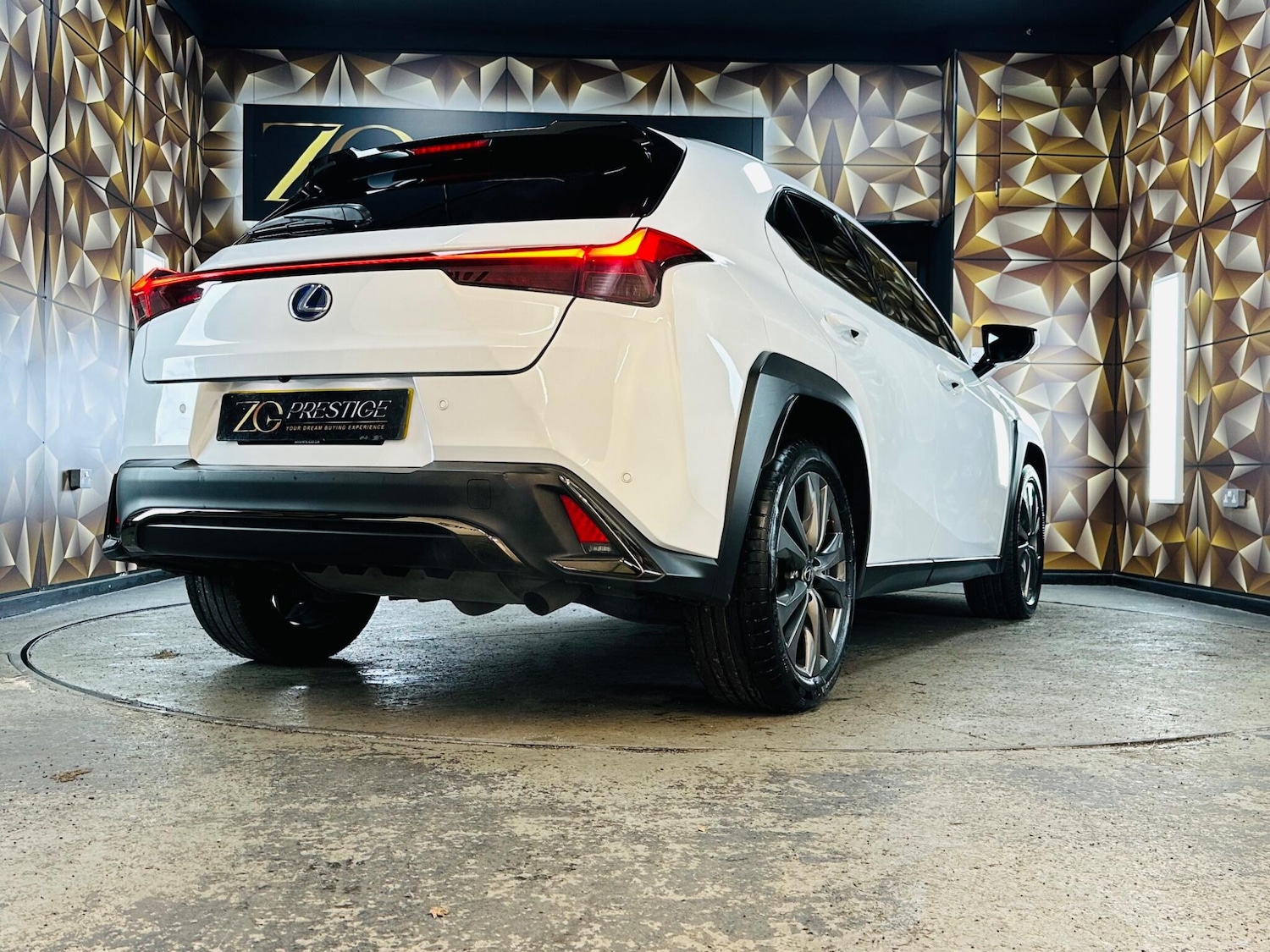 Used Lexus UX 2019 for sale - 77633550: Photo 36