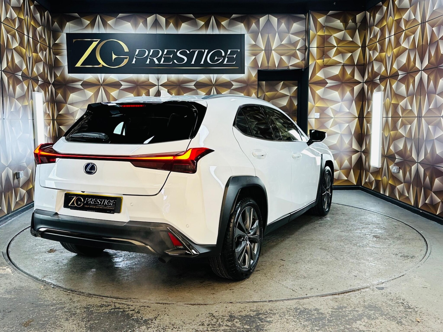 Used Lexus UX 2019 for sale - 77633550: Photo 44