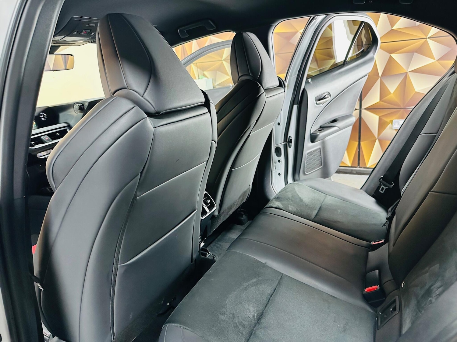 Used Lexus UX 2019 for sale - 77633550: Photo 62