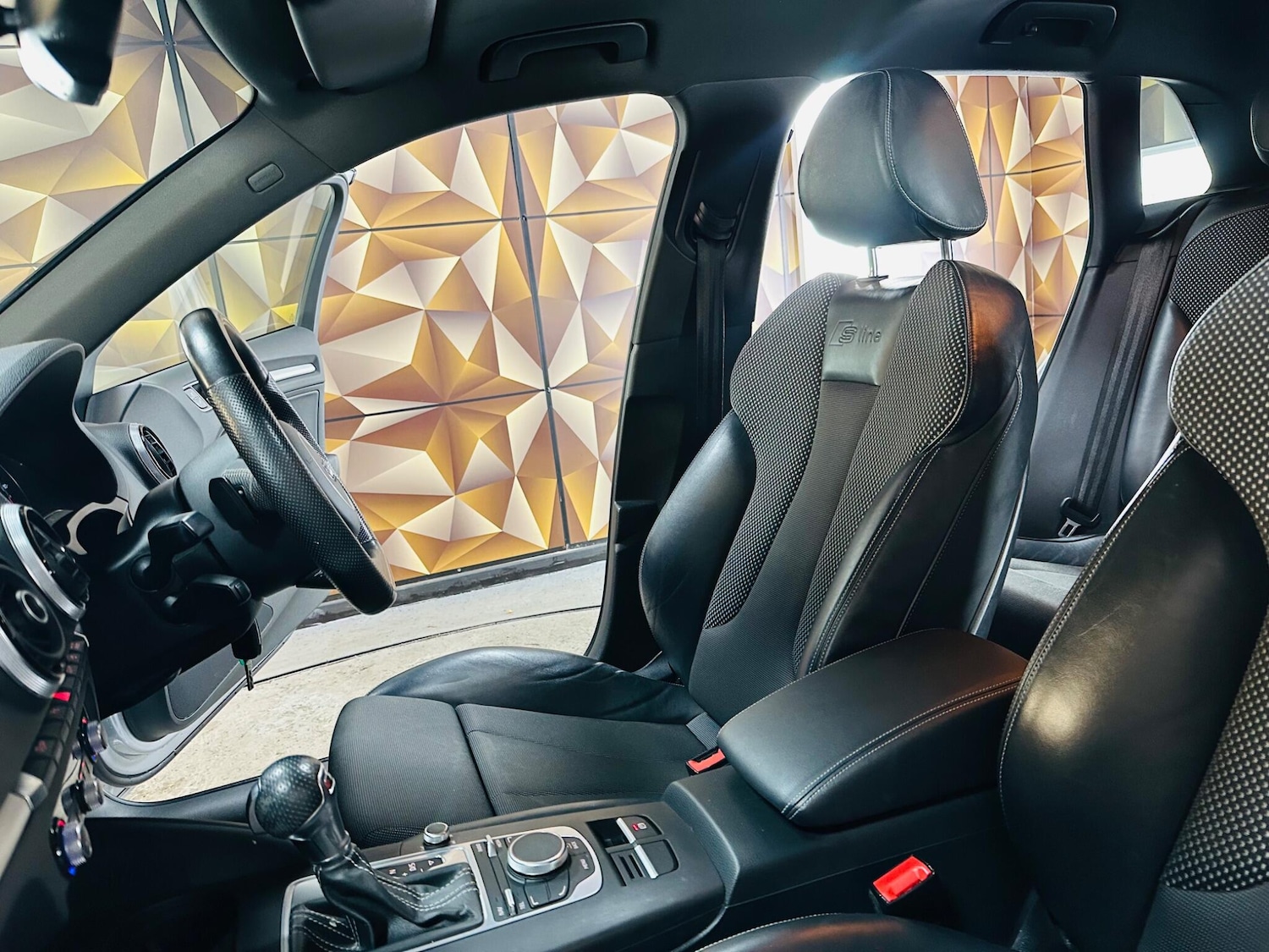 Used Audi A3 2015 for sale - 76913588: Photo 10