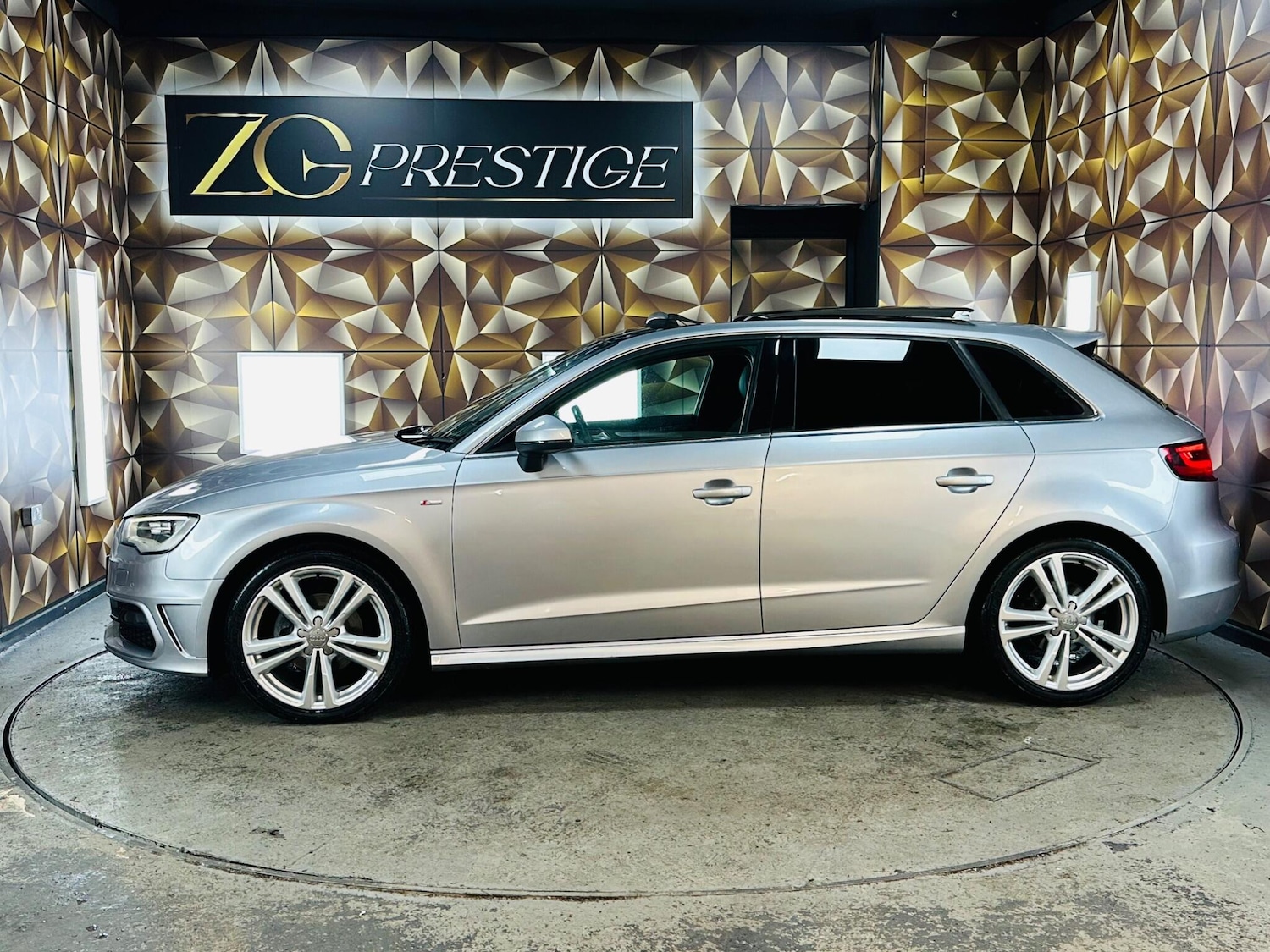 Used Audi A3 2015 for sale - 76913588: Photo 11