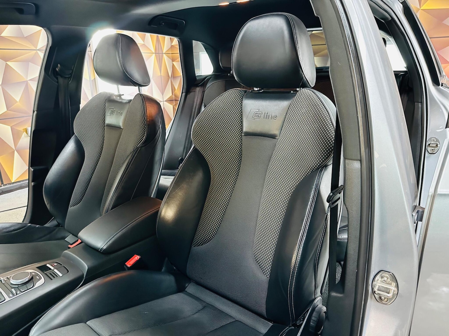 Used Audi A3 2015 for sale - 76913588: Photo 22