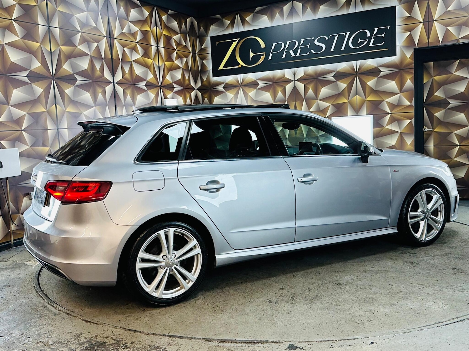 Used Audi A3 2015 for sale - 76913588: Photo 41
