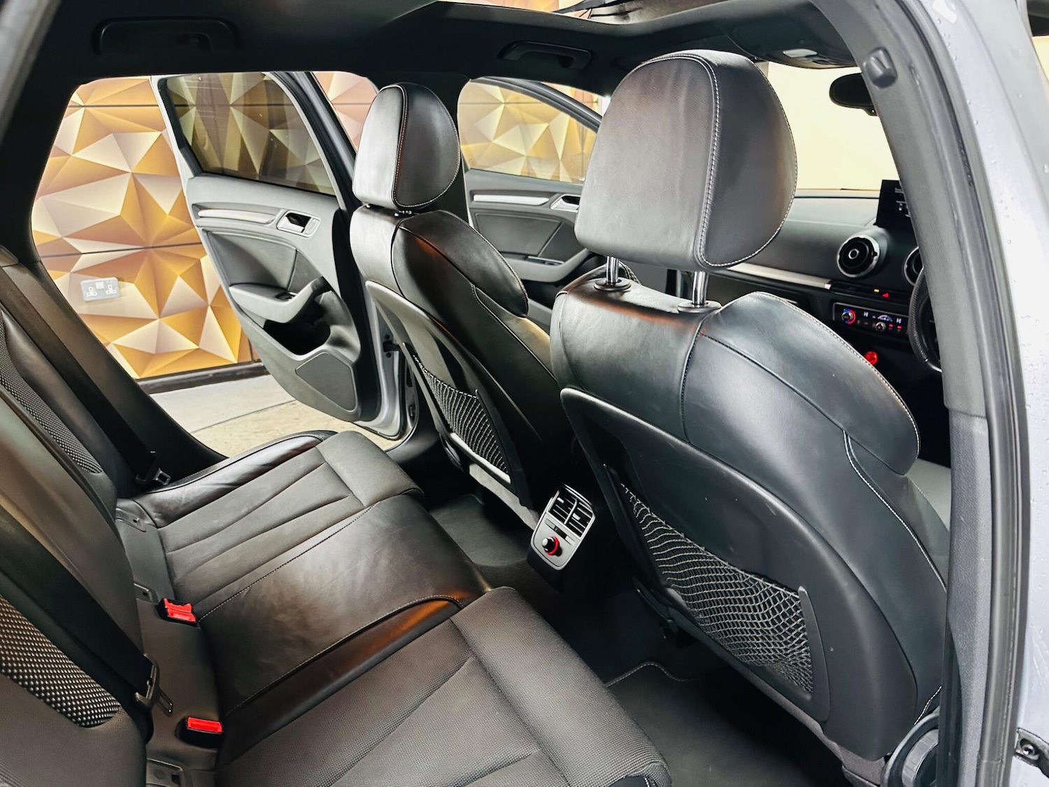 Used Audi A3 2015 for sale - 76913588: Photo 67