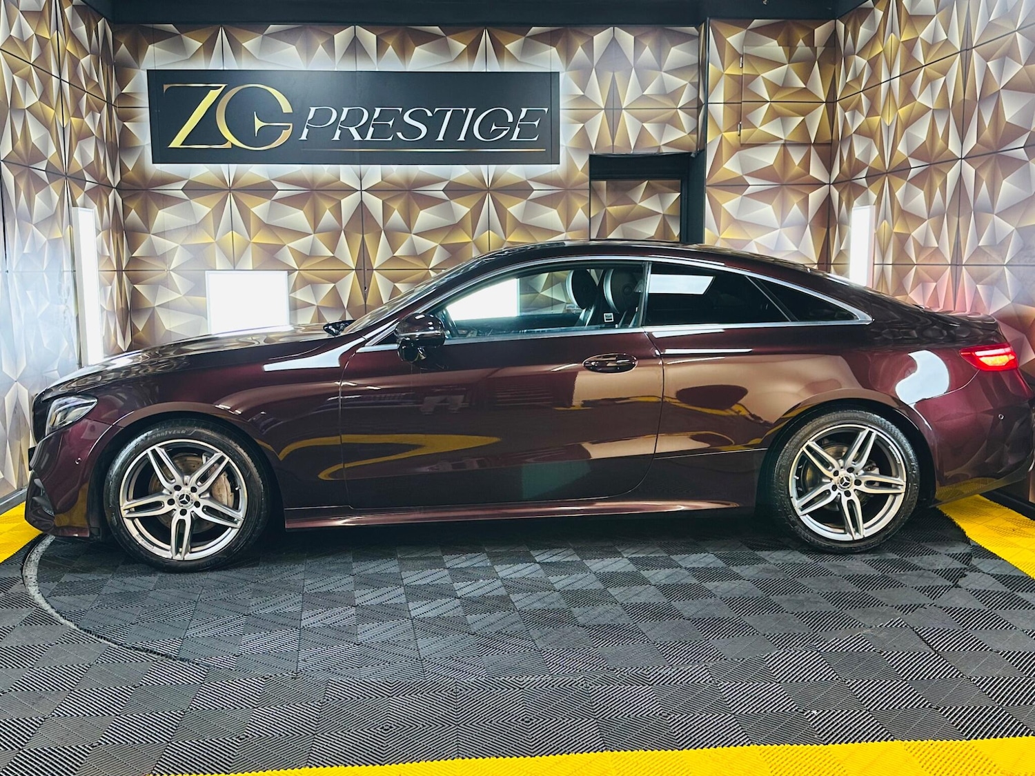 Used Mercedes-Benz E Class 2019 for sale - 77255211: Photo 11