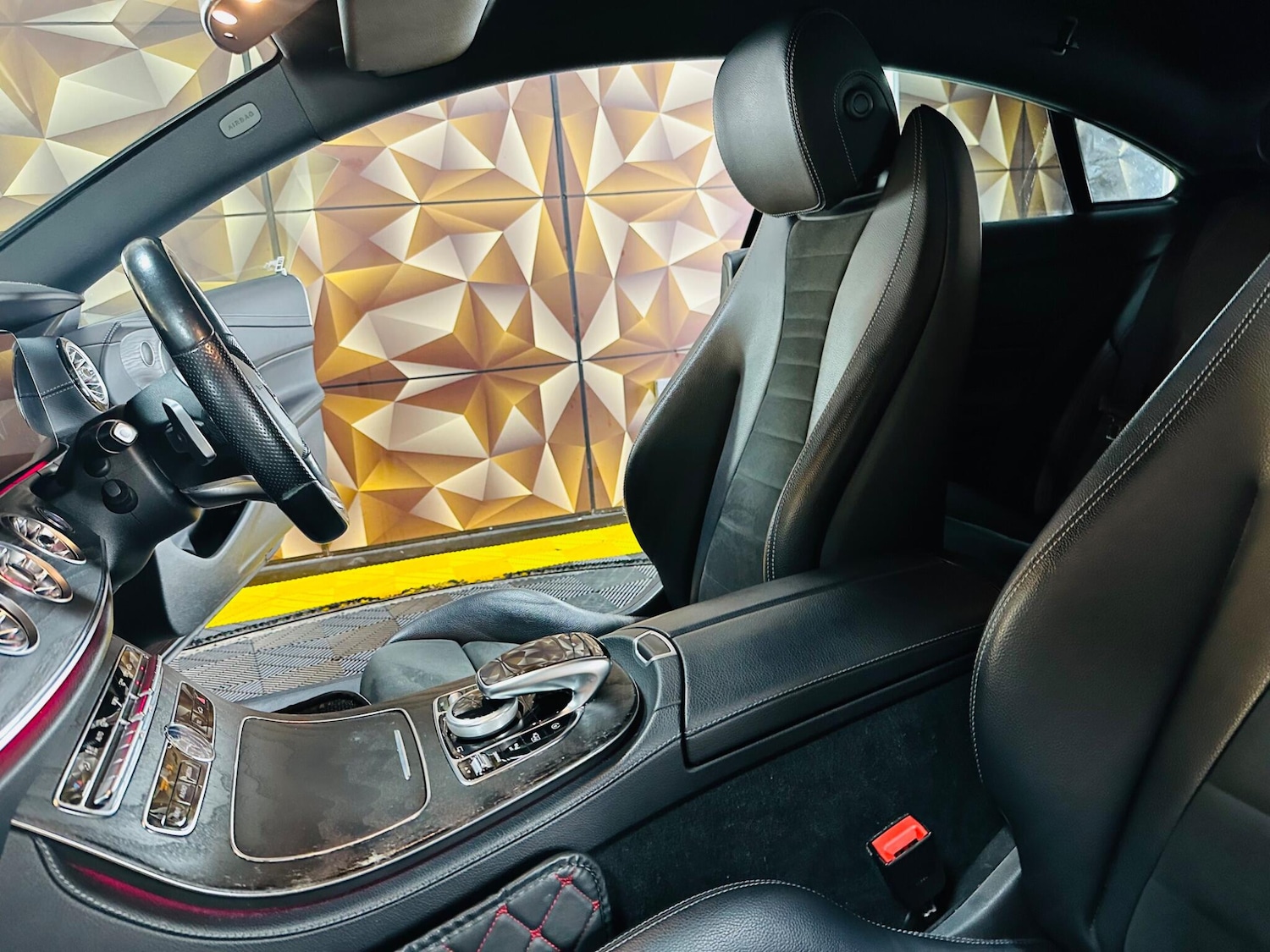 Used Mercedes-Benz E Class 2019 for sale - 77255211: Photo 4