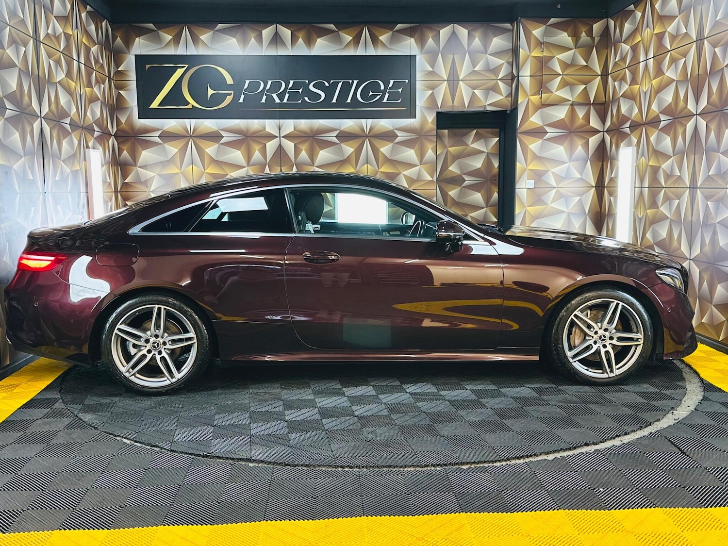 Used Mercedes-Benz E Class 2019 for sale - 77255211: Photo 9