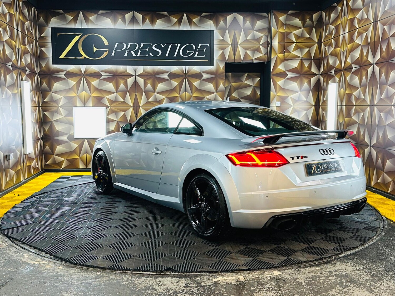 Used Audi TT RS for sale - 78147871: Photo 25