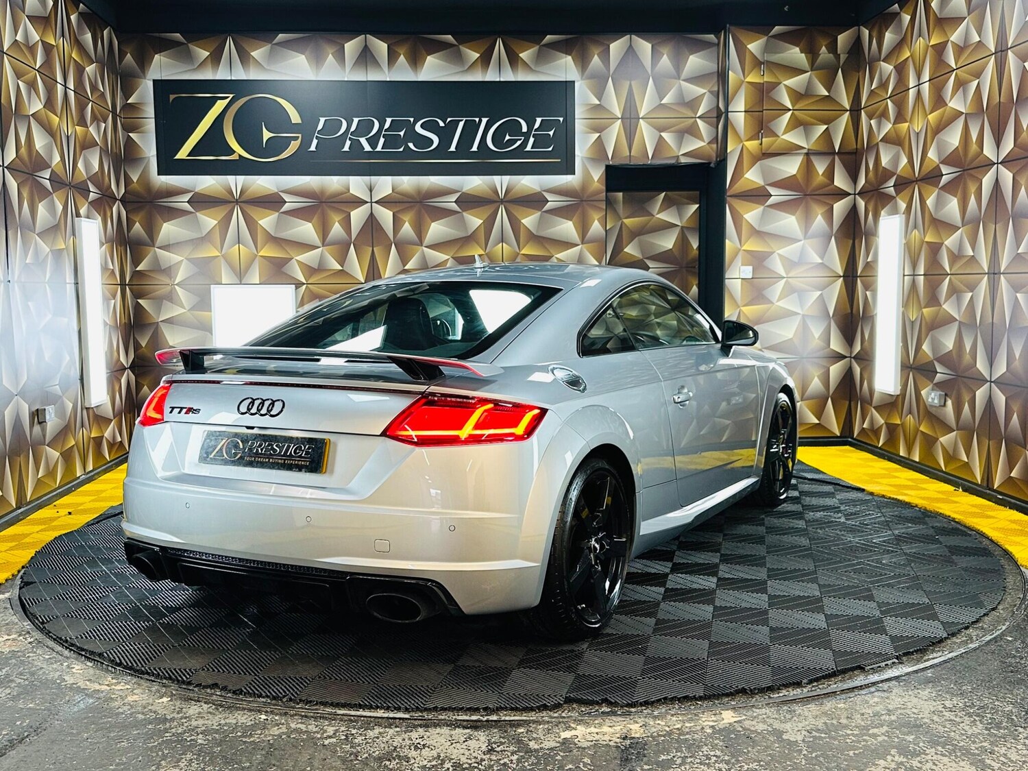 Used Audi TT RS for sale - 78147871: Photo 48