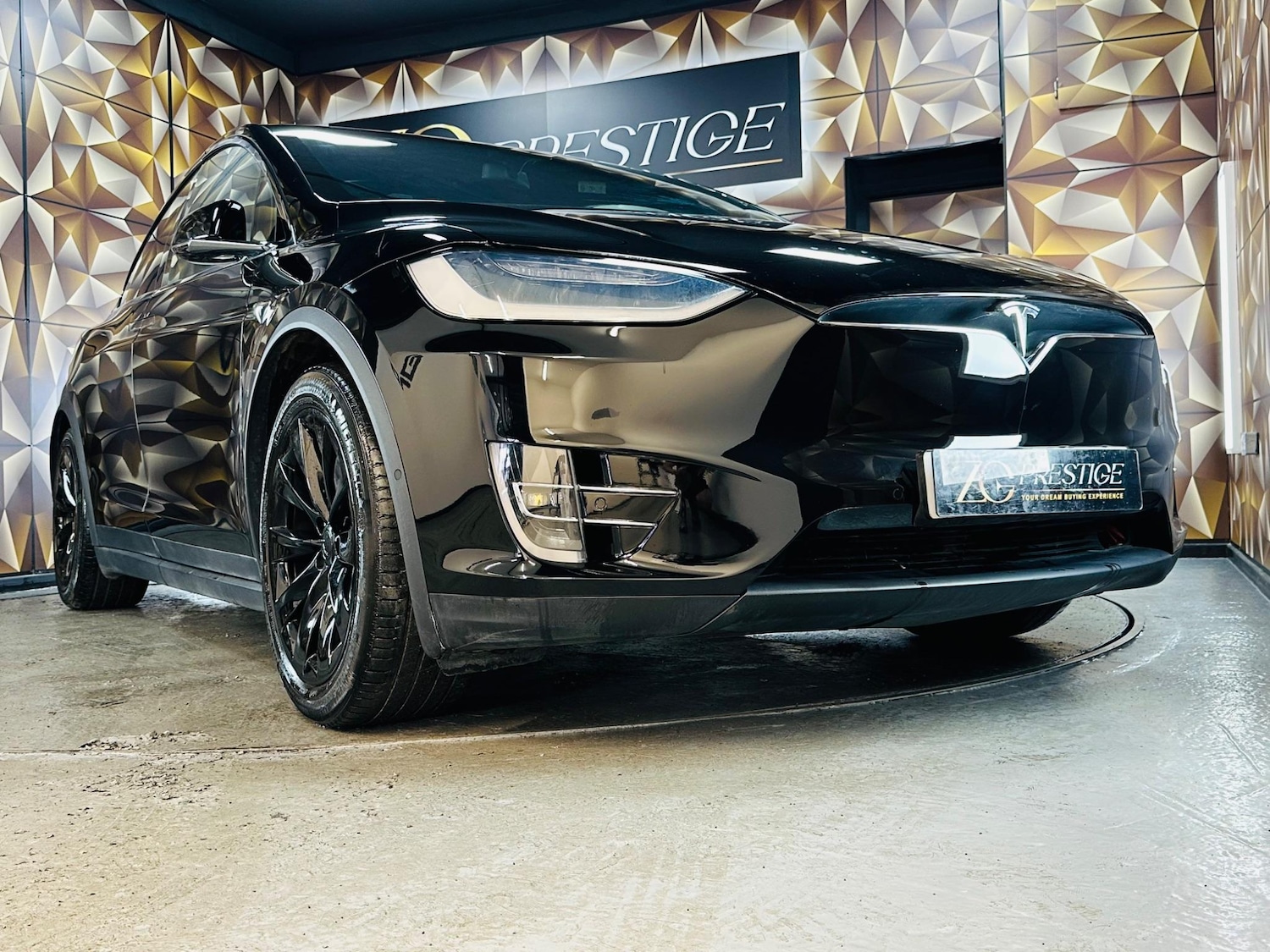 Used Tesla Model X 2018 for sale - 76472209: Photo 23