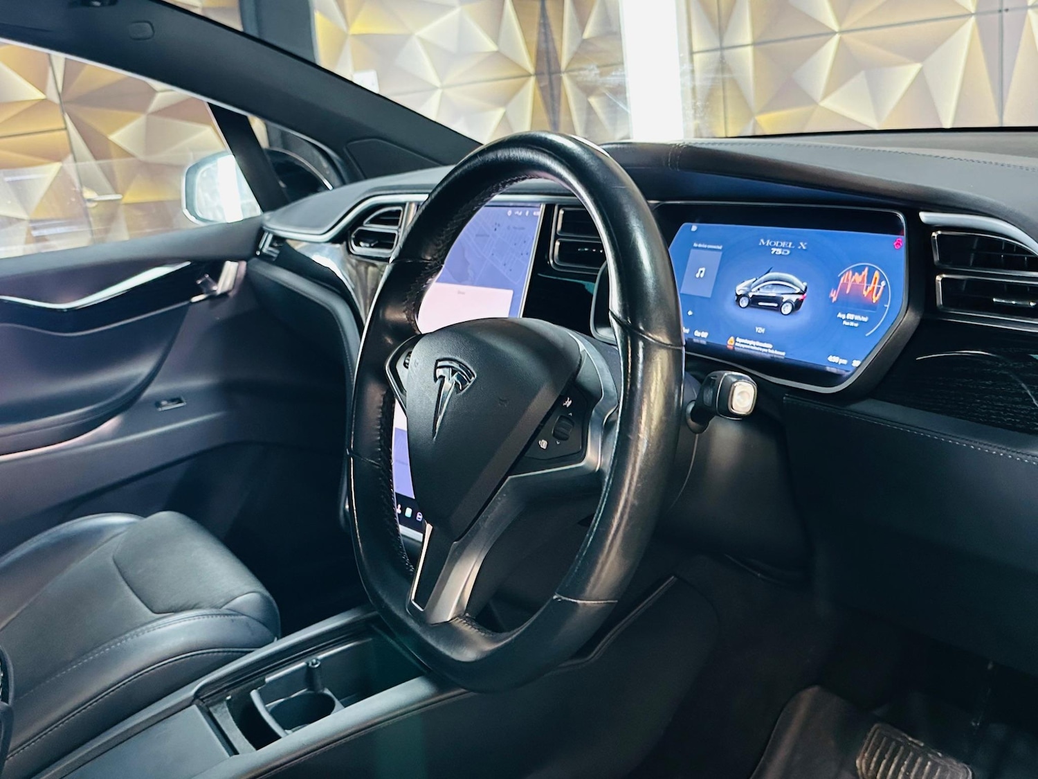 Used Tesla Model X 2018 for sale - 76472209: Photo 54