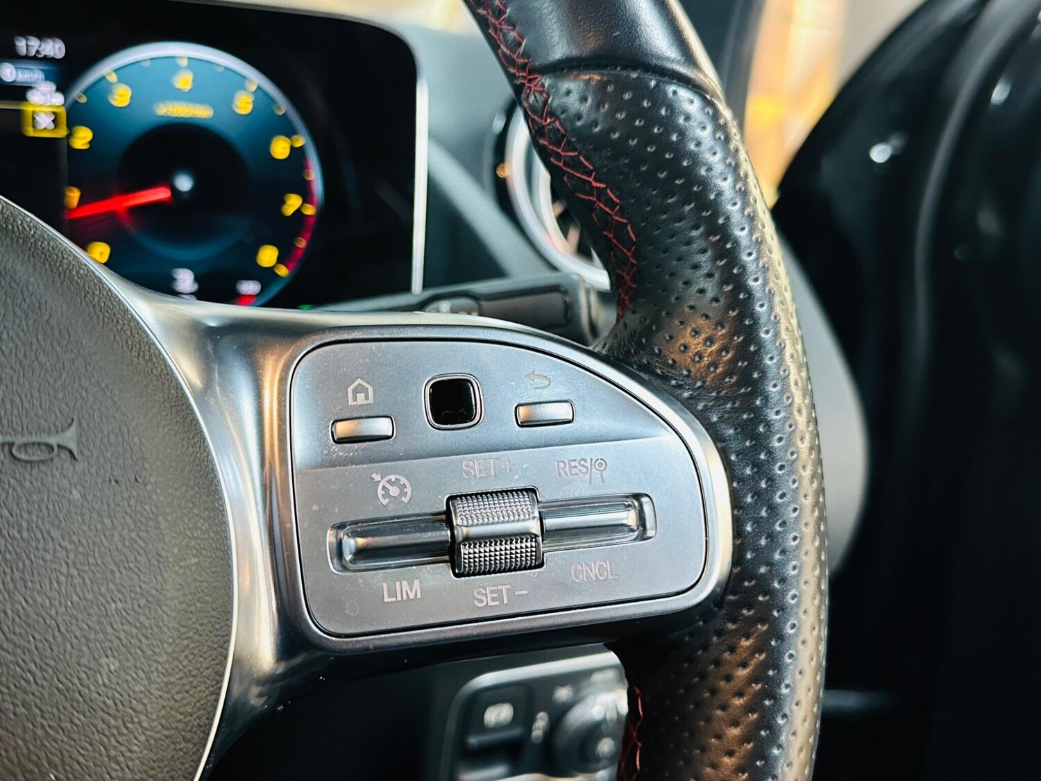 Used Mercedes-Benz GLA 2022 for sale - 77839063: Photo 48