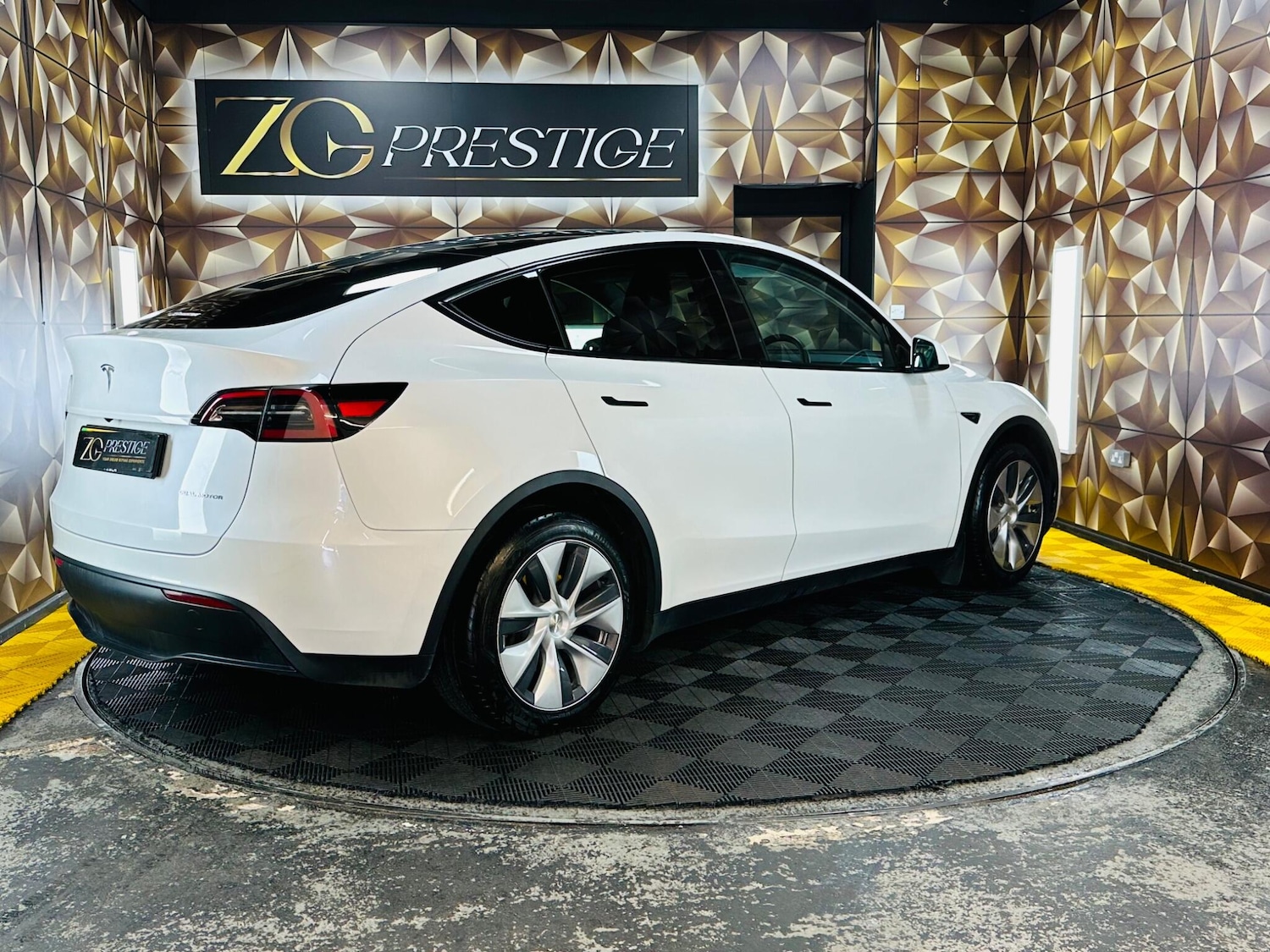 Used Tesla Model Y 2023 for sale - 78157894: Photo 40