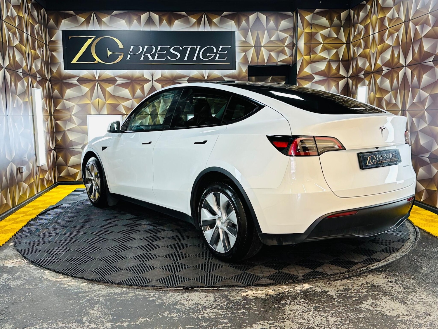 Used Tesla Model Y 2023 for sale - 78157894: Photo 45