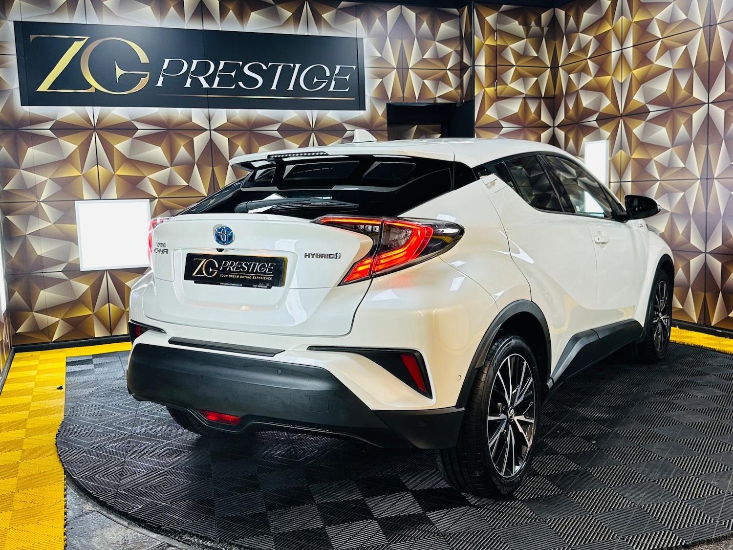 Used Toyota C-HR 2018 for sale - 77647138: Photo 31