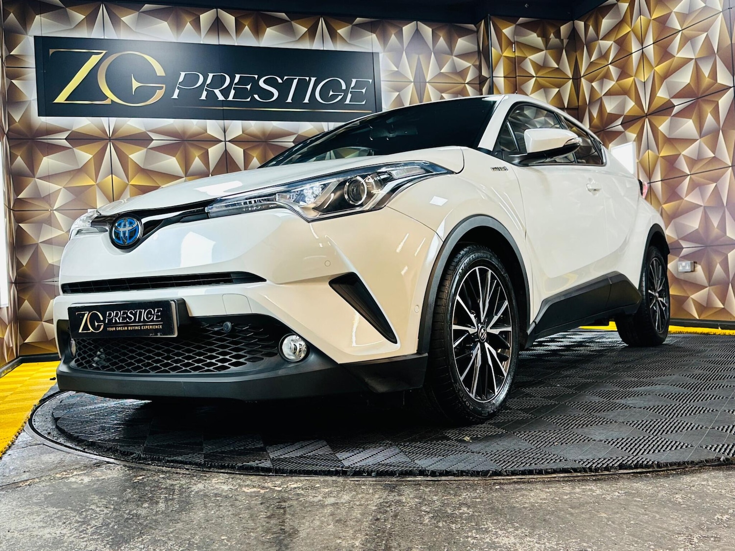 Used Toyota C-HR 2018 for sale - 77647138: Photo 38