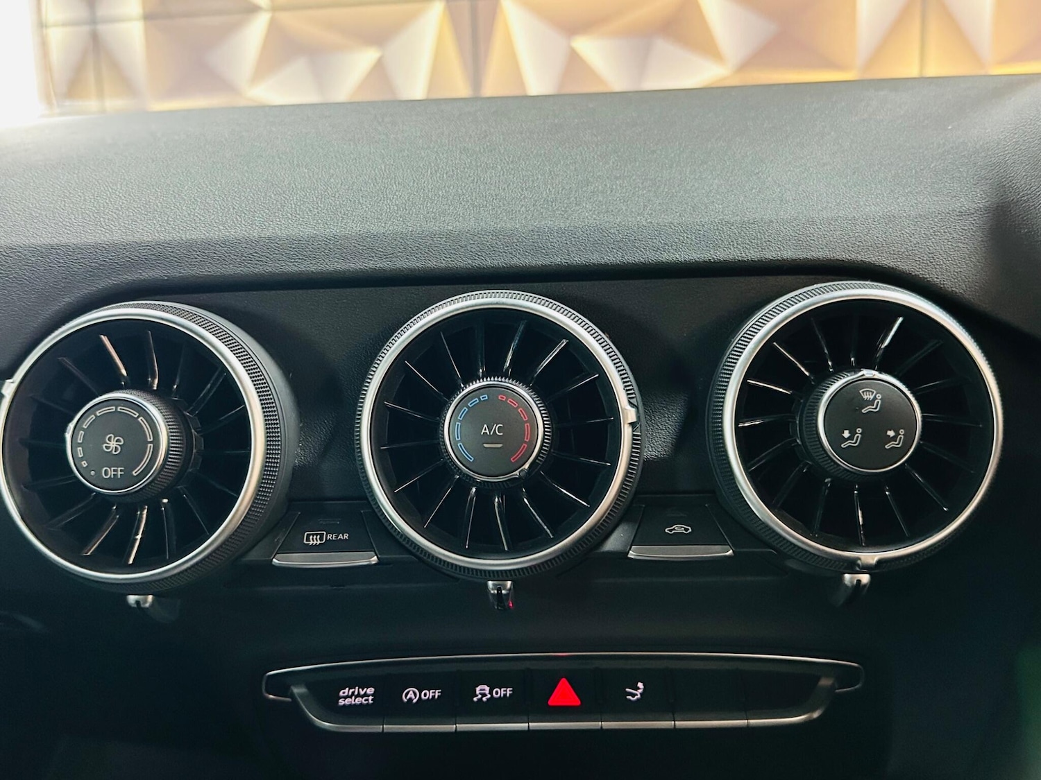 Used Audi TT 2019 for sale - 76865391: Photo 59