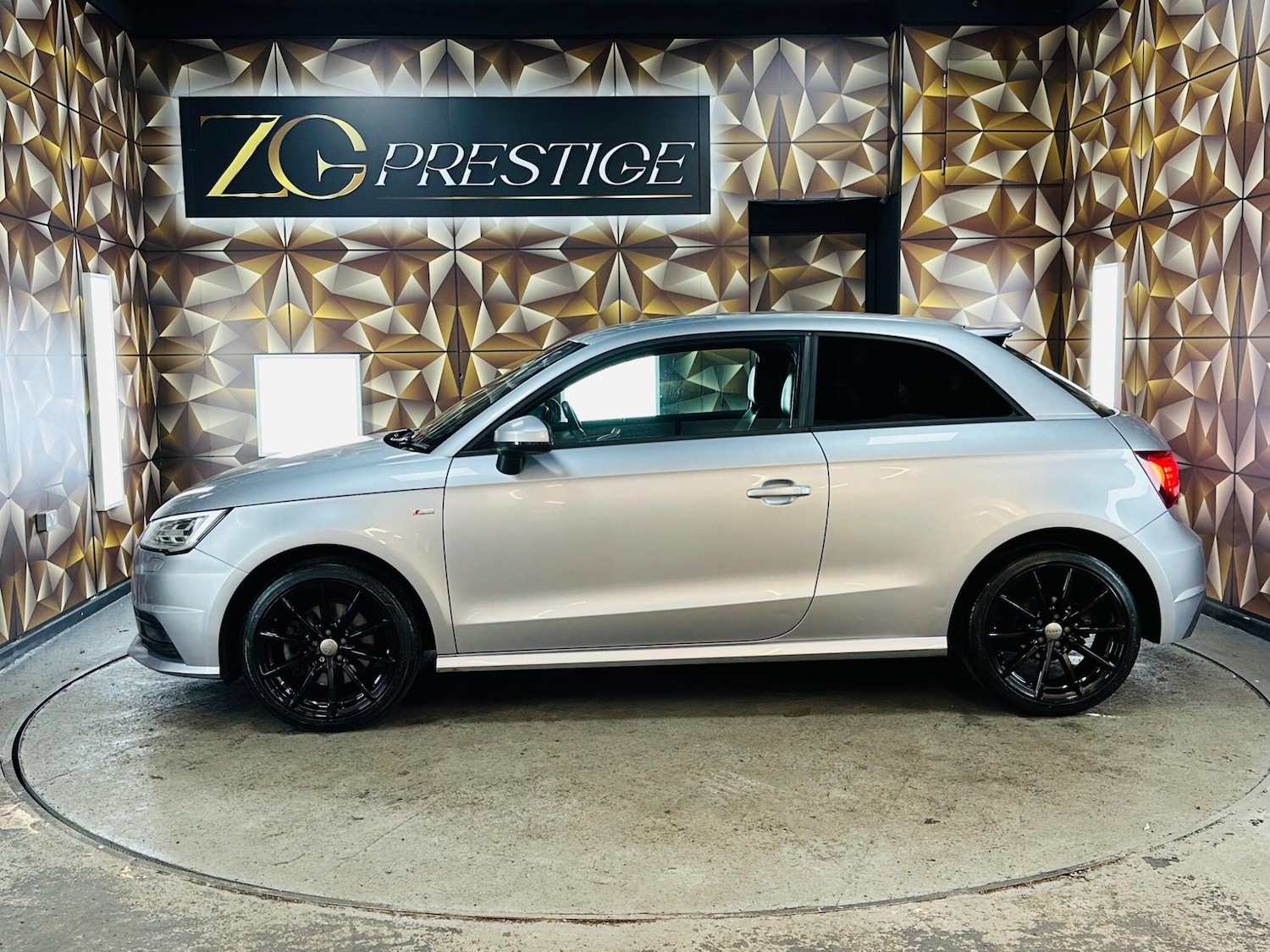 Used Audi A1 2016 for sale - 77015917: Photo 11