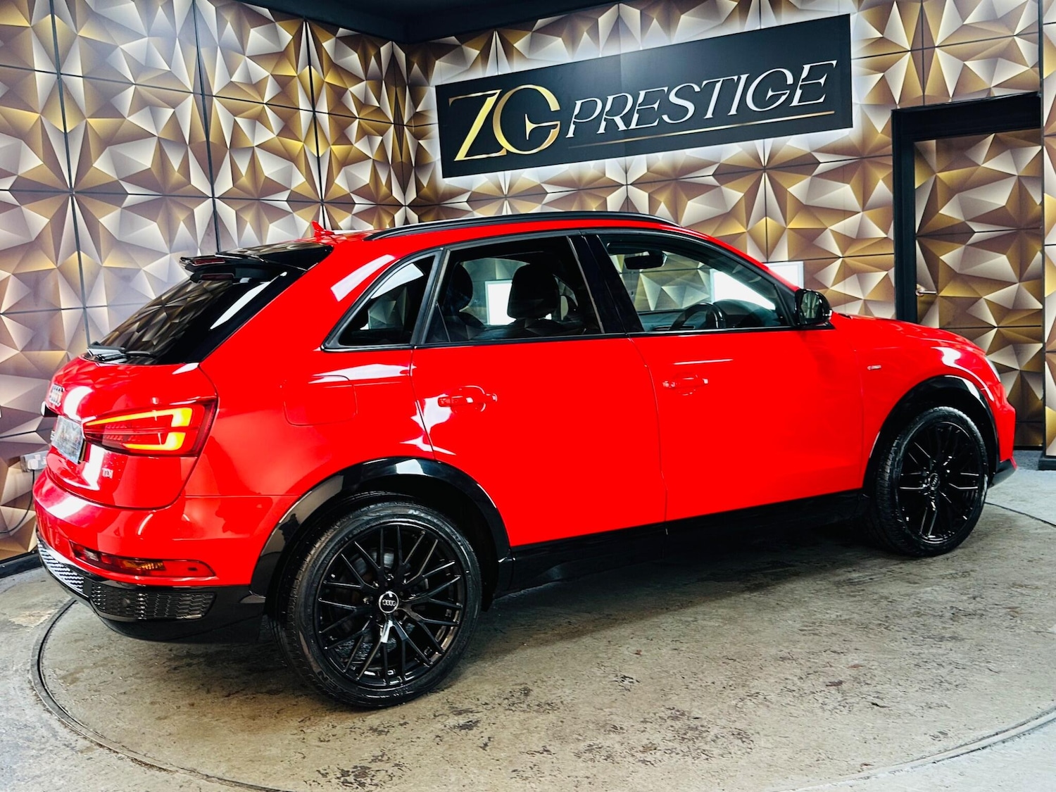 Used Audi Q3 2018 for sale - 76727991: Photo 38
