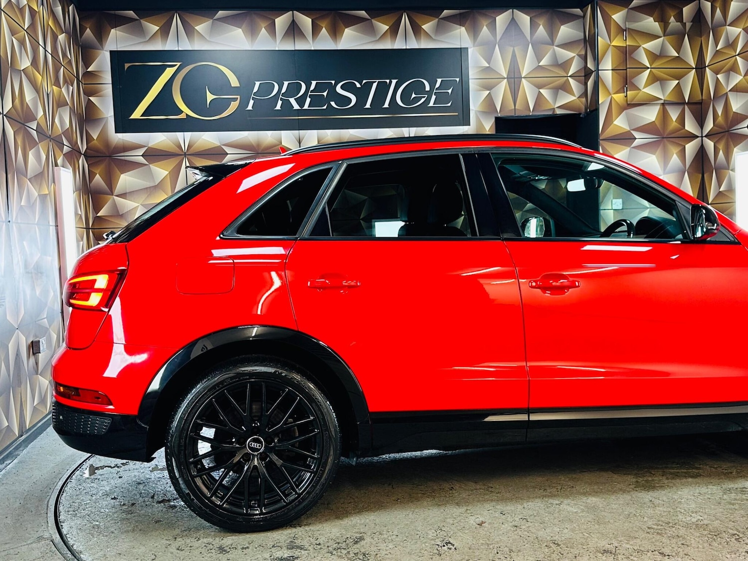 Used Audi Q3 2018 for sale - 76727991: Photo 40