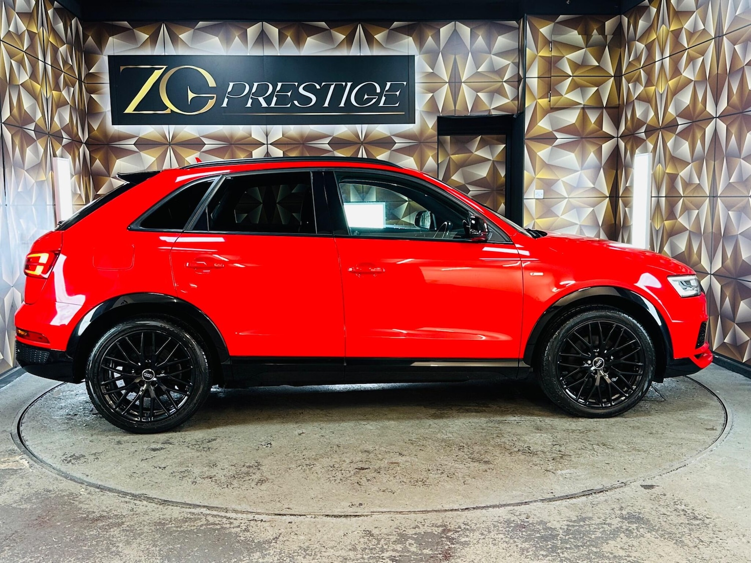Used Audi Q3 2018 for sale - 76727991: Photo 9