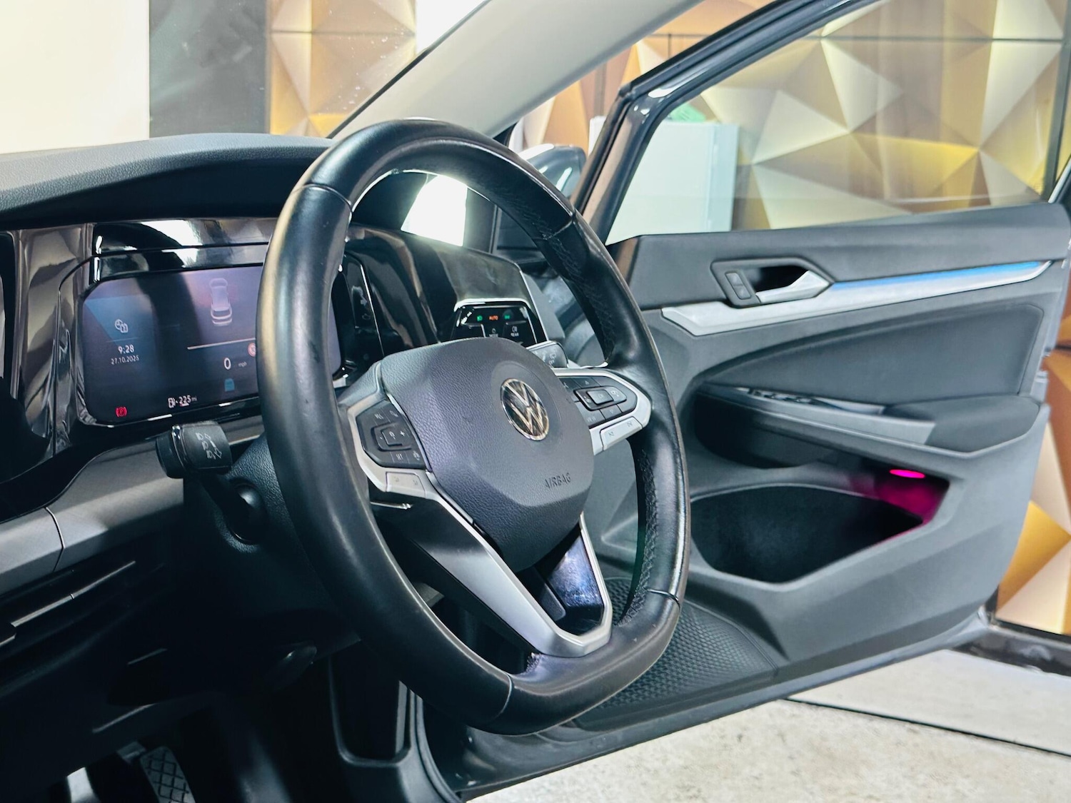 Used Volkswagen Golf 2020 for sale - 76371455: Photo 26