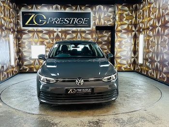 Used Volkswagen Golf 2020 for sale - 76371455: Photo